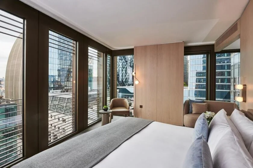 Pan Pacific London floor-to-ceiling window view of The Gherkin and City of London skyline