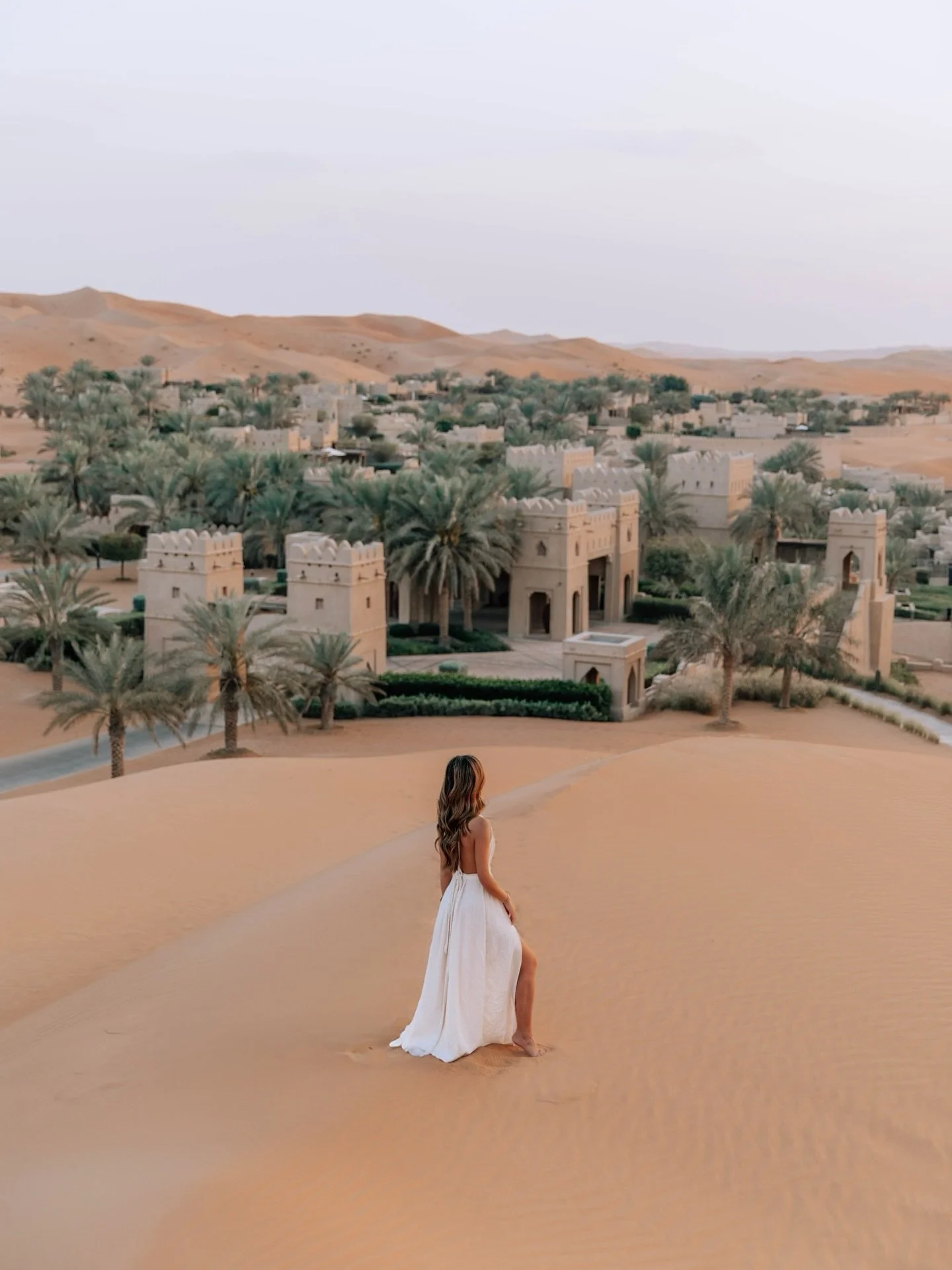 qasr al sarab felt like another planet - infinite sand, golden silence, and just you + the desert stretching for miles. somehow felt both deeply peaceful and like i was about to be cast in an hbo miniseries.