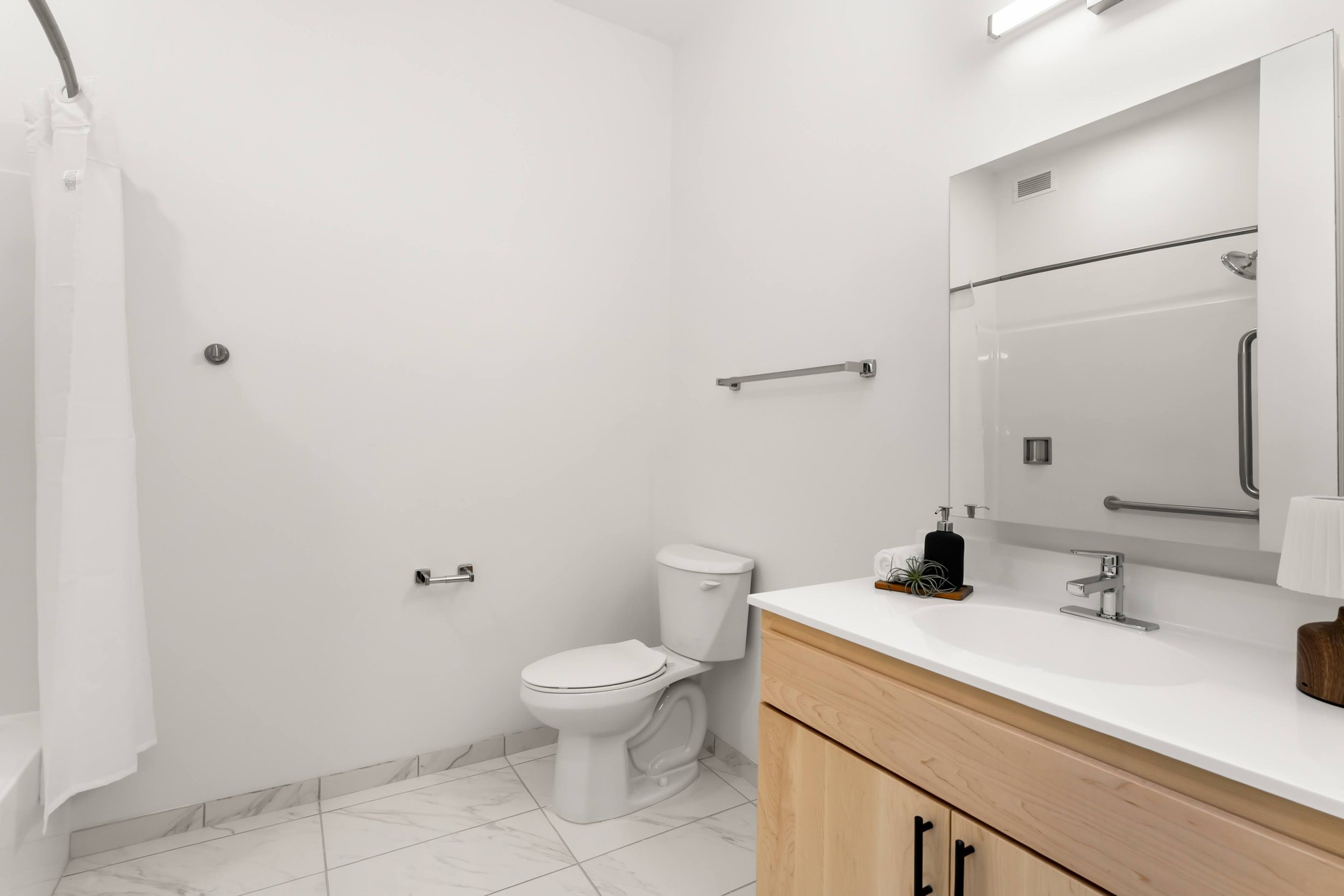 Christa Center City Apartments 091225 Full-151.jpg