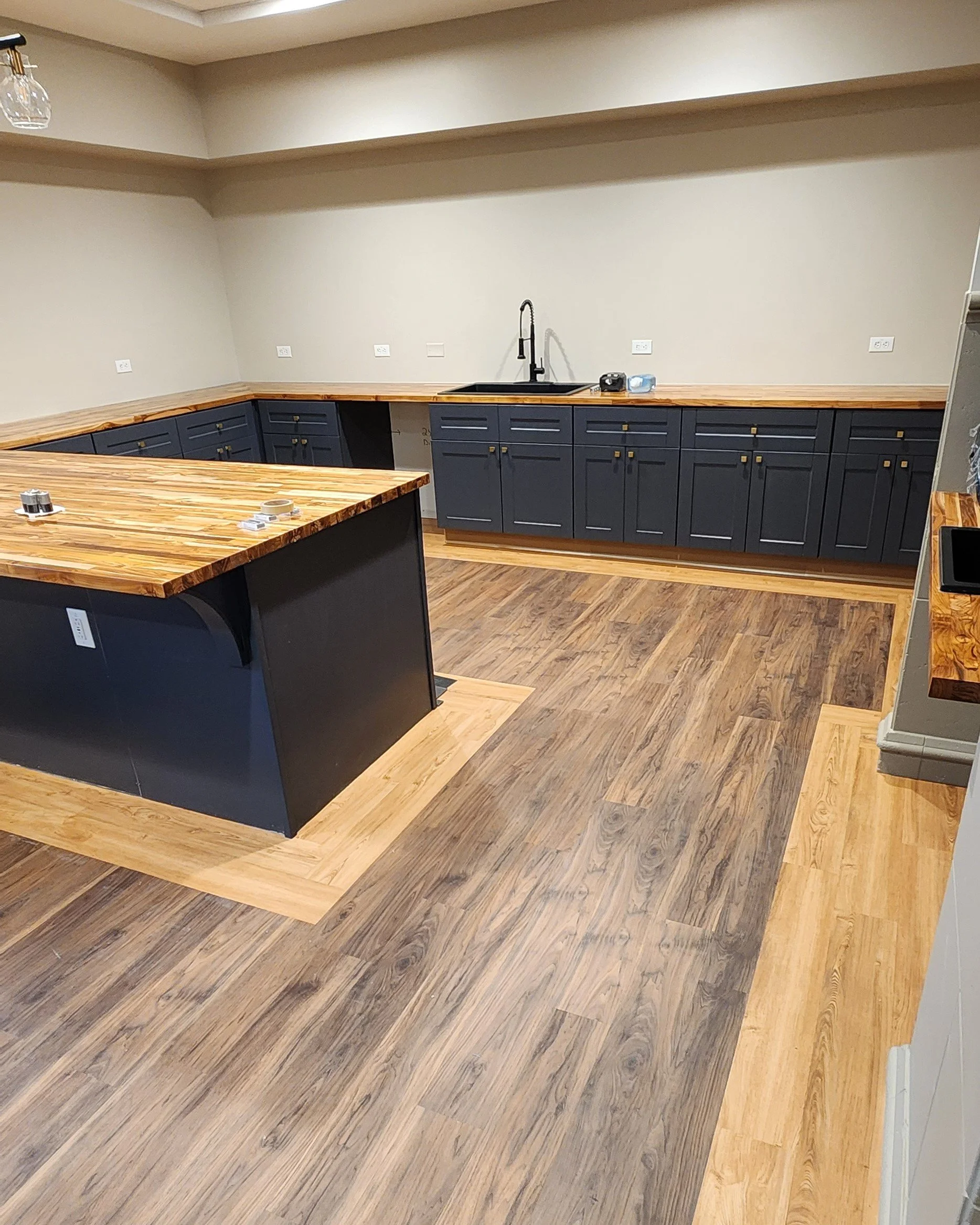 Fireside Lounge Kitchen 2.jpg