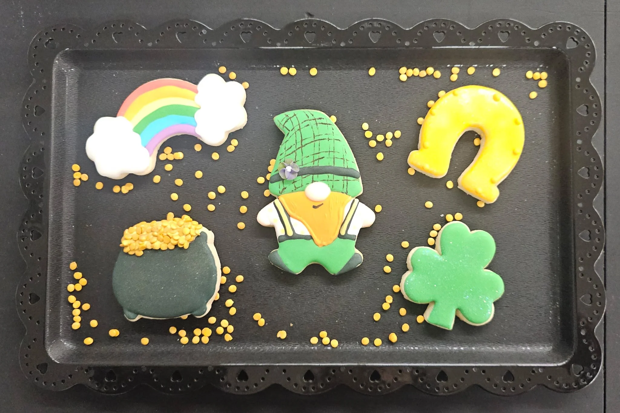 Teen St. Patrick’s Day Cookie Class