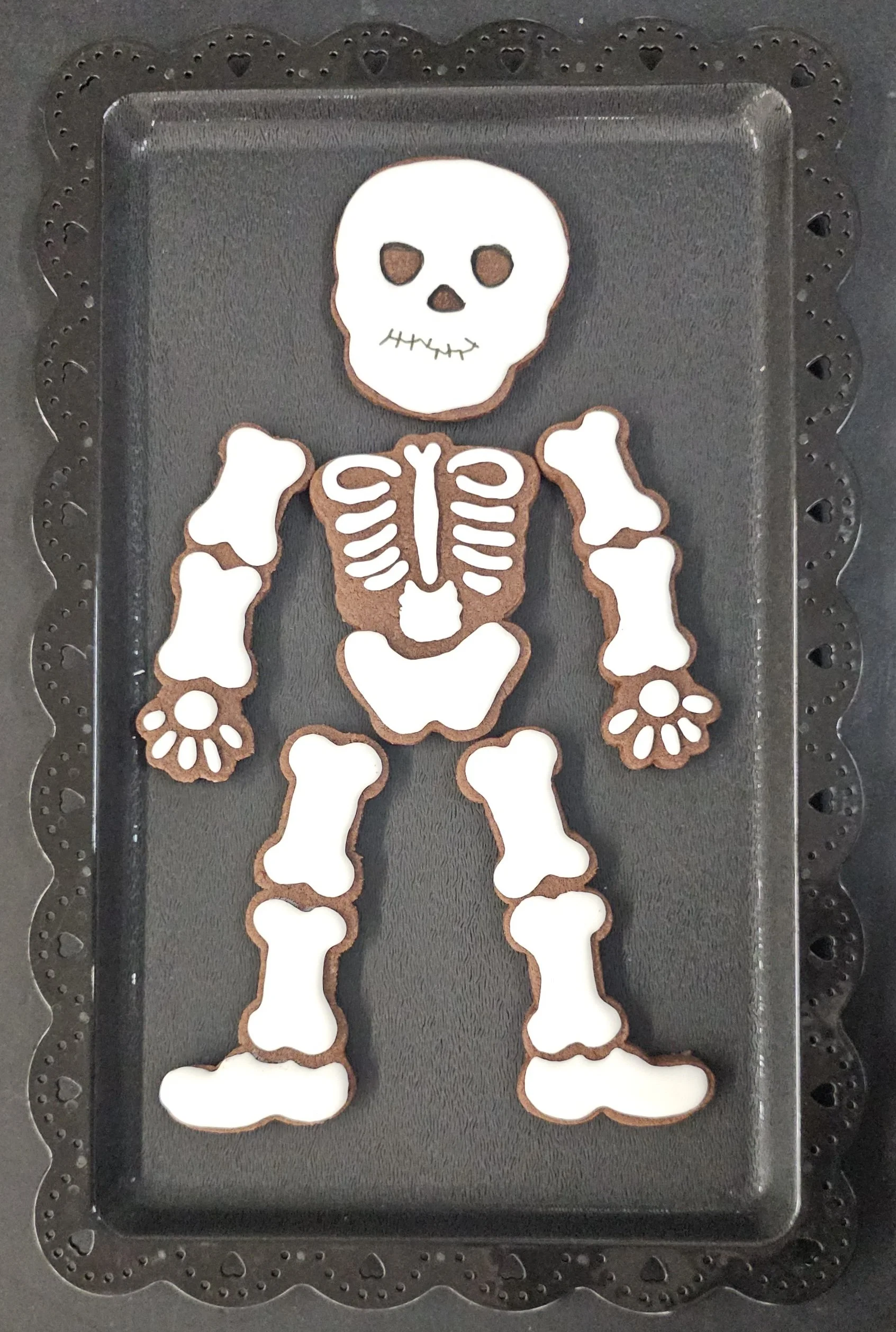 TEEN SKELETON COOKIE DECORATING CLASS 💀🍪
