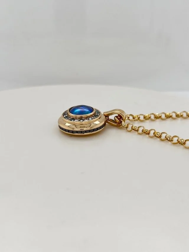 Paua Pearl & Diamond 9 Carat Yellow Gold Pendant