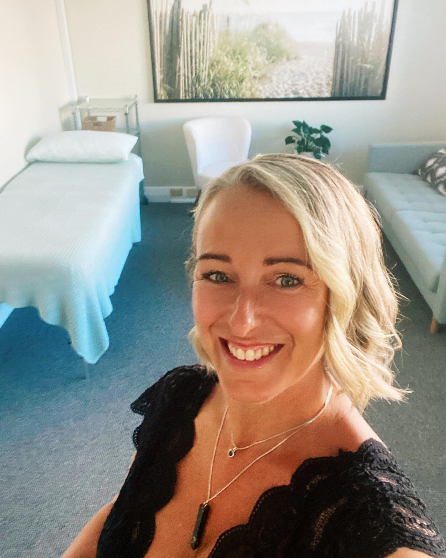 I&rsquo;m absolutely loving my new clinic space! ✨✨✨

My clients last week all enjoyed the serenity of the room 💚💚💚