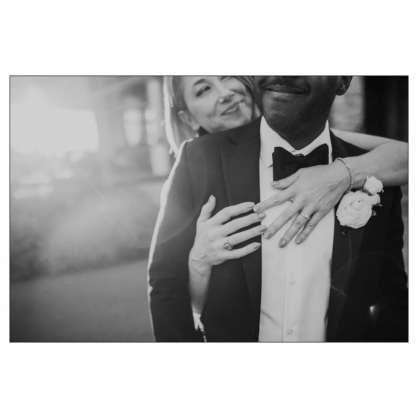 Little late-night Friday sneak peek ✨ Loving these photos so much!! Full gallery coming soon, but couldn&rsquo;t wait to share a few more on the feed

@kdsharbaugh_dobson @larrylove911porsche 

#harrisburgweddingphotographer #harrisburgphotographer #