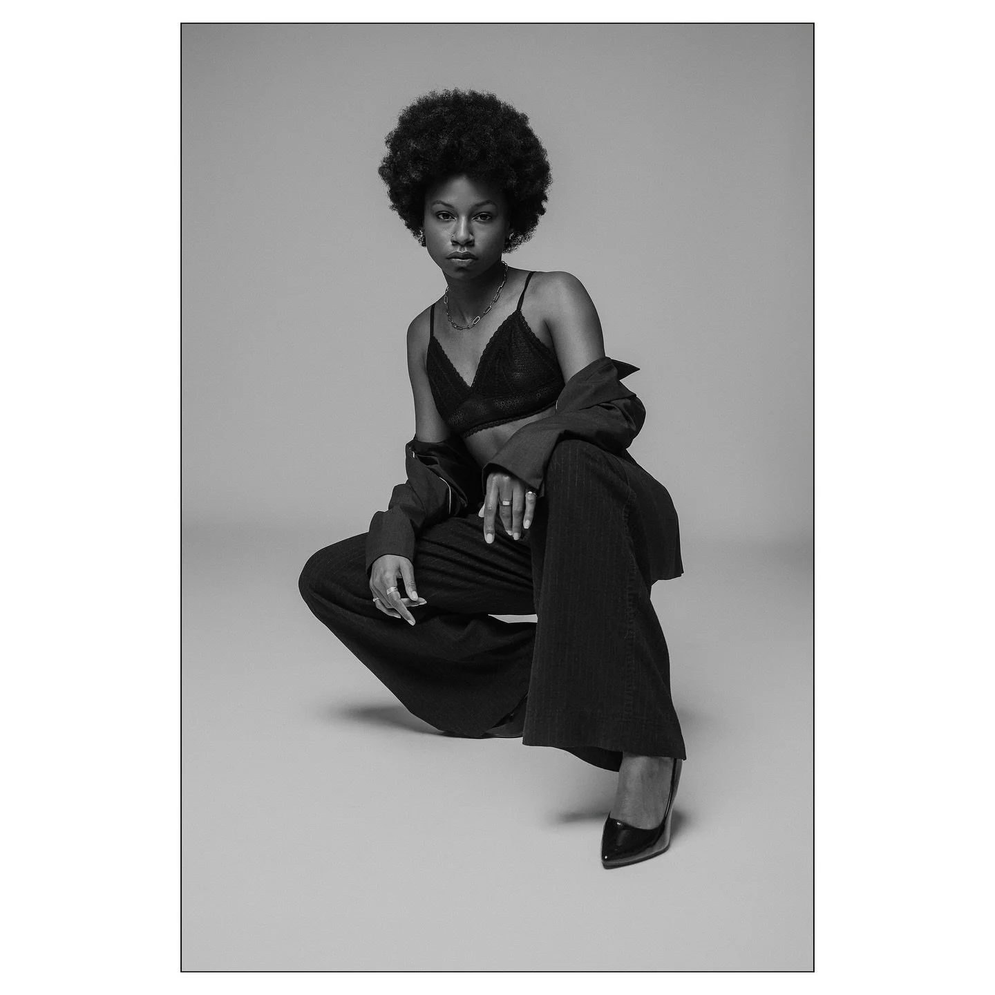 Me: teases these images nonstop
Also me: never posts them
Anyway&mdash;this is how my studio shoots go. Start safe. End abstract.

@imanwoodyard 
@sourcethespace 

#harrisburgphotostudio #harrisburgmodel #longexposureportrait