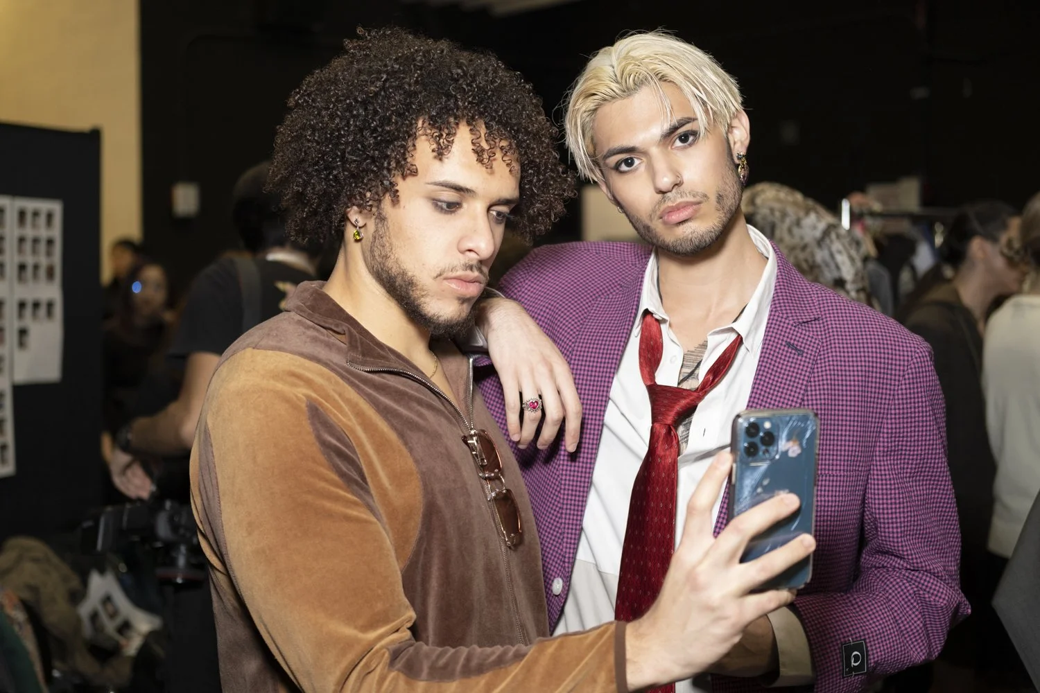 RUNWAY27_Nov2022_Julie Tu_020.jpg