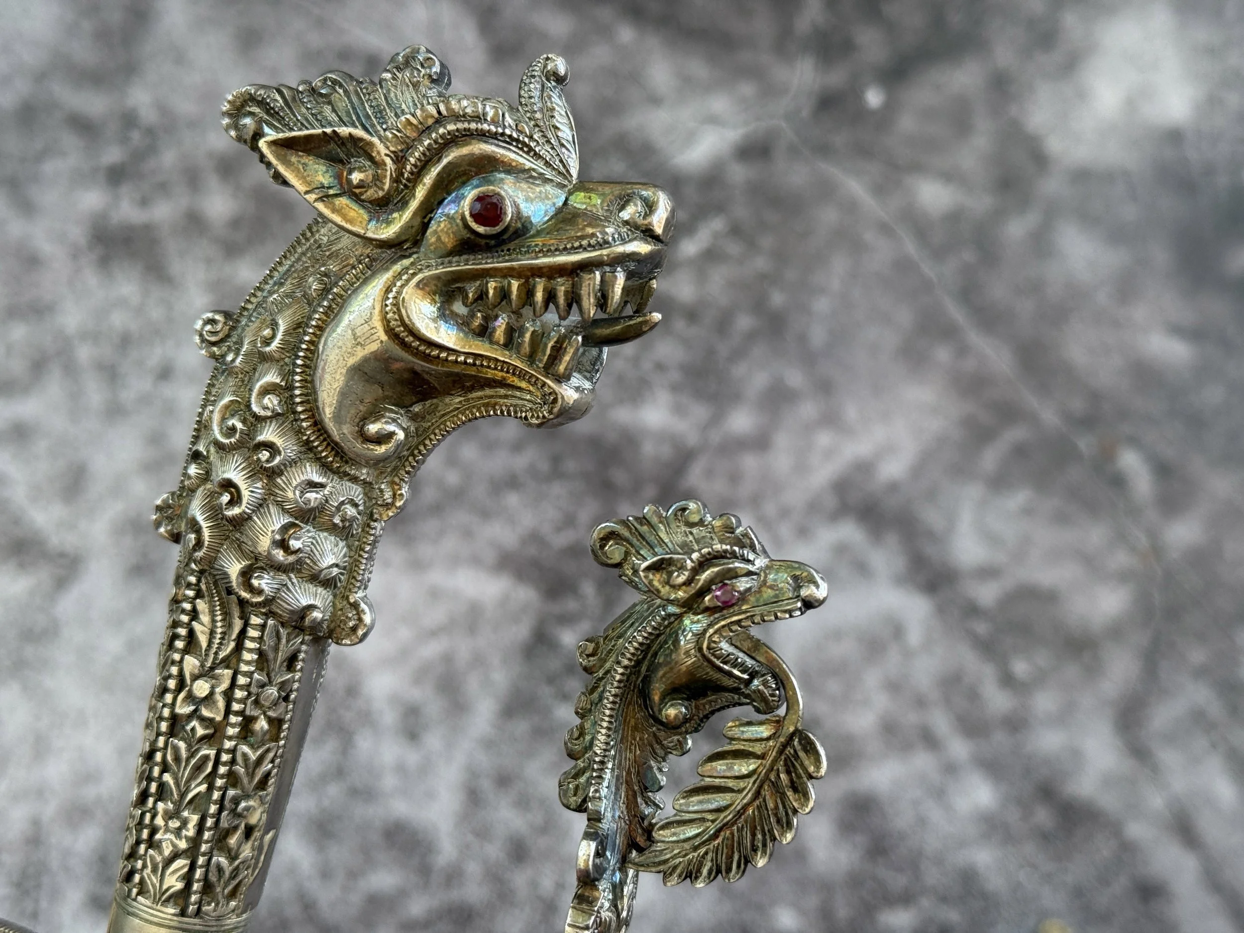 Sri Lankan Sword 5.JPG