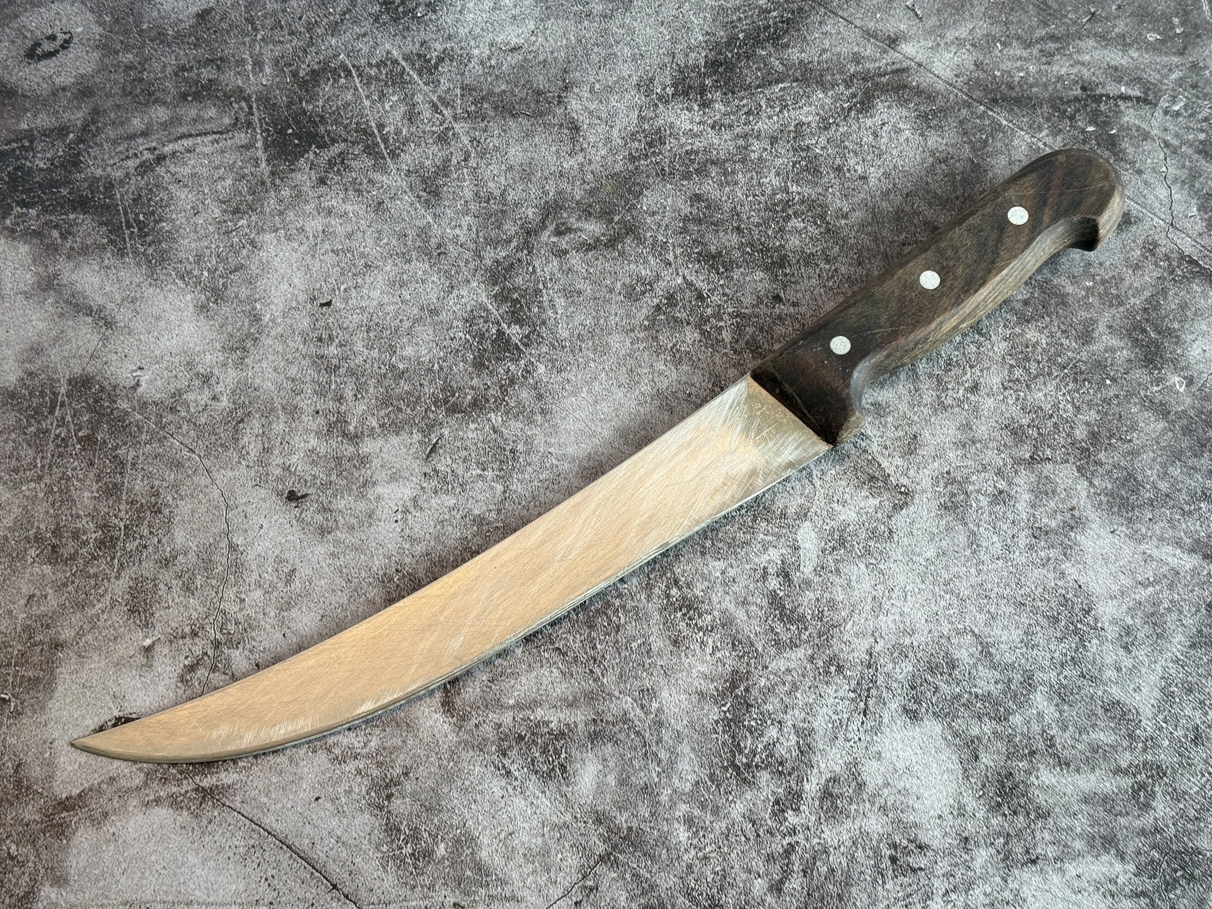 Hunting for Old Knives