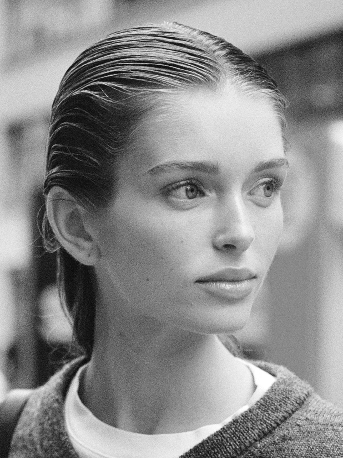 STELLA 🖤 on film.

Octobre 2025.
@stella.hanan