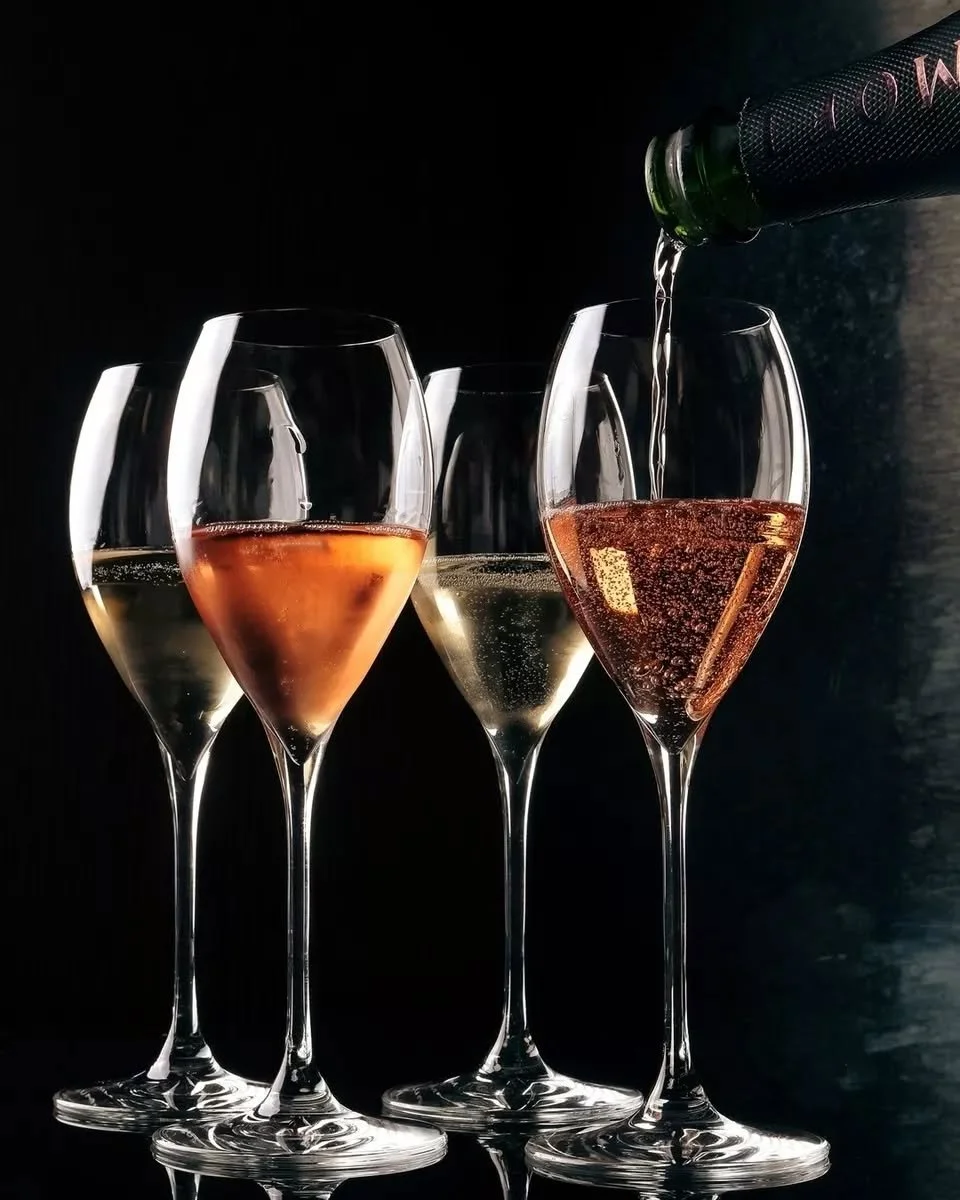 Mo&euml;t &amp; Chandon tasting flights.

Select from premium snacks to match.

Find out more via our website.