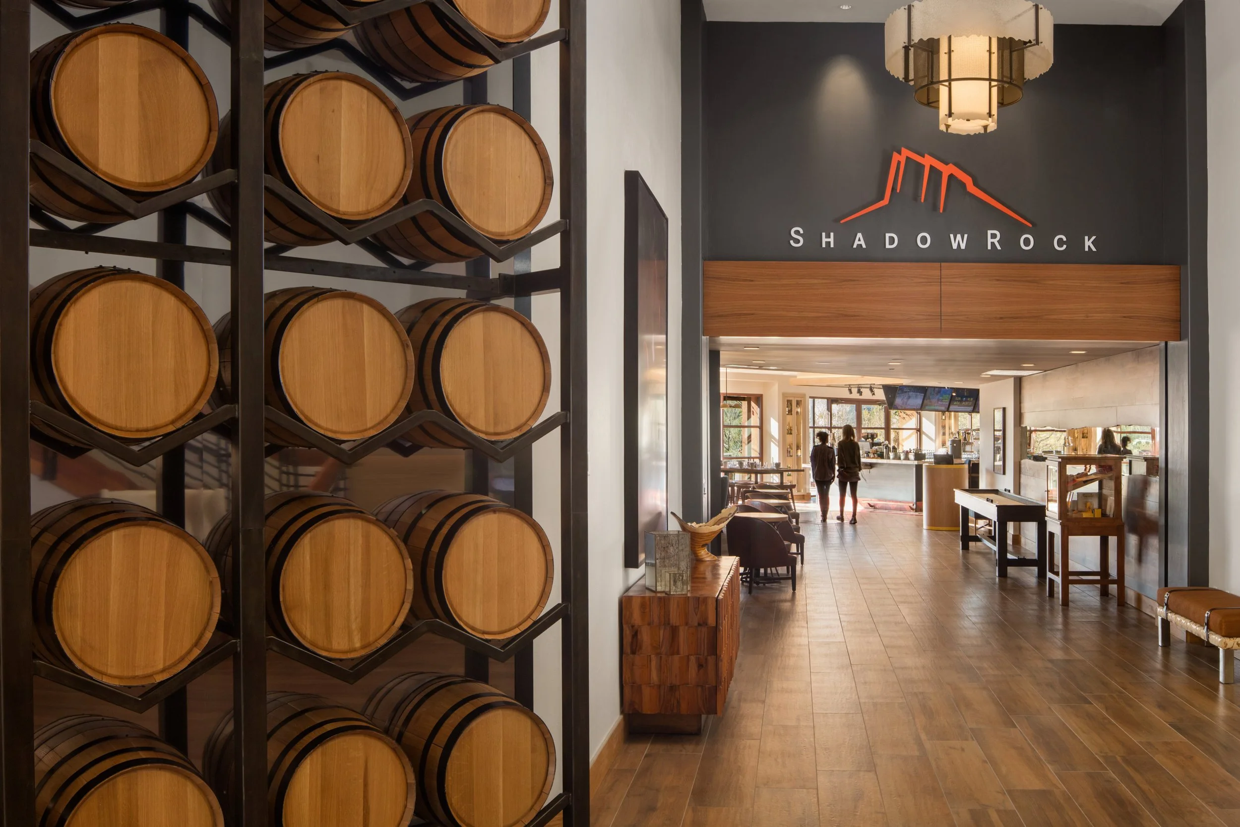 Hilton+Sedona+Shadowrock+Tap+&+Table+Entrance+01.jpeg