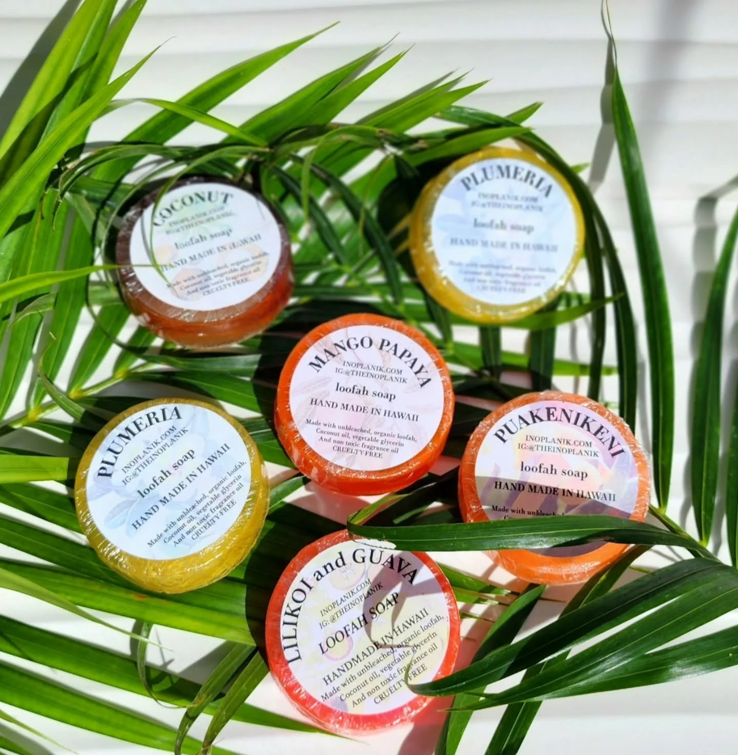 🎄THIS HOLIDAY SEASON: get your loved ones a gift that's handmade with care and love ❤️ our soaps are a perfect stocking stuffer that everybody will want more of 🥰 order now at inoplanik.com #christmas #stockingstuffers #gift #giftideas #christmasgi