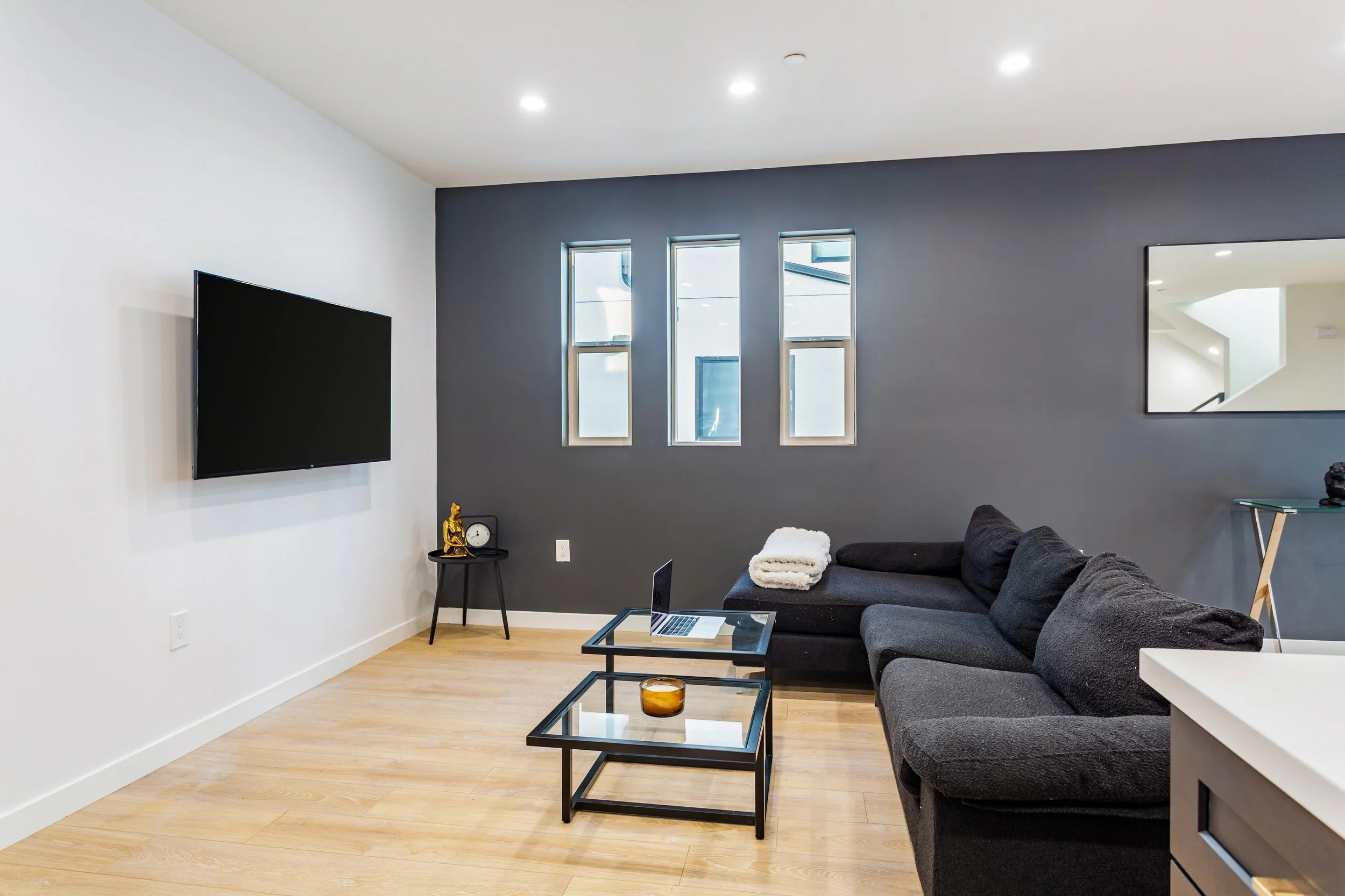 819bcf90-81d0-42cf-a16f-fbd5c03378e5 - 019.jpg