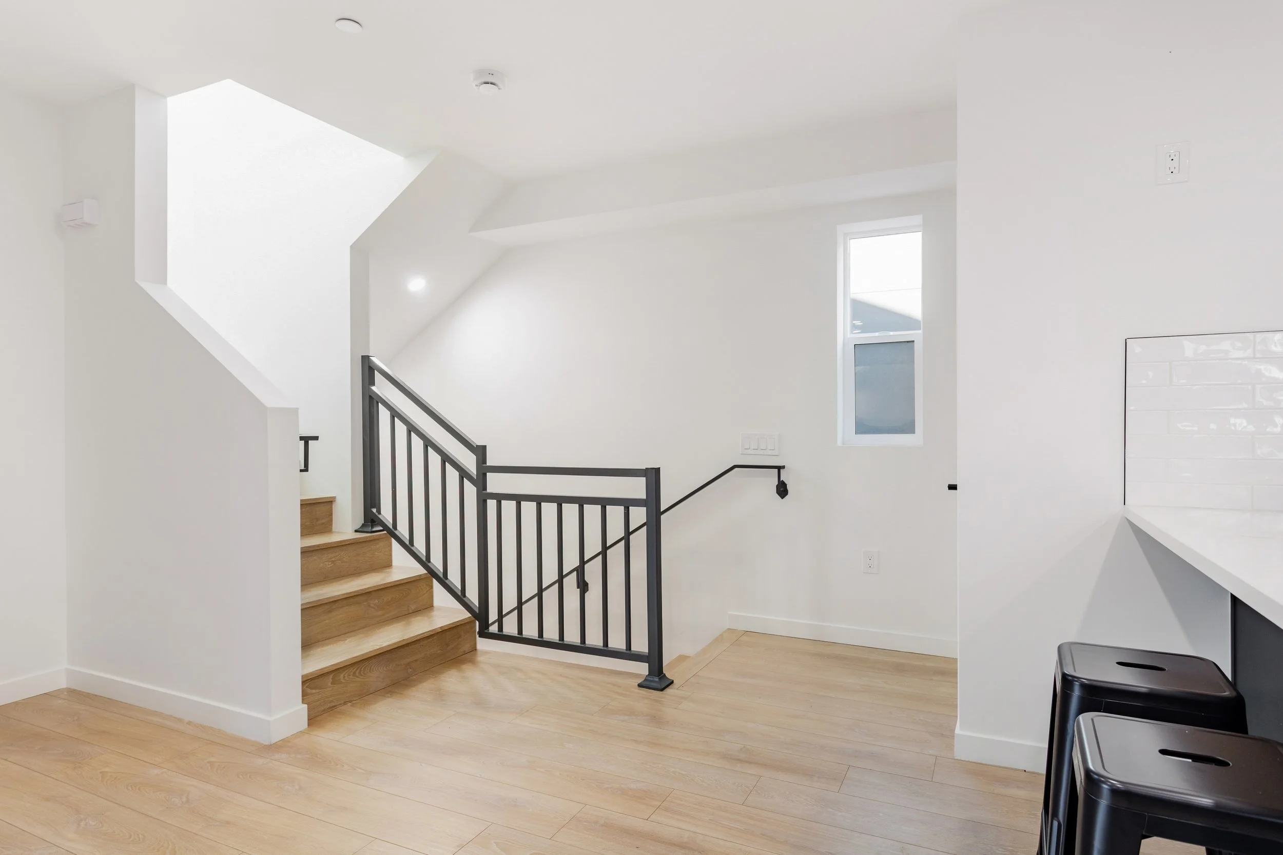 819bcf90-81d0-42cf-a16f-fbd5c03378e5 - 007.jpg