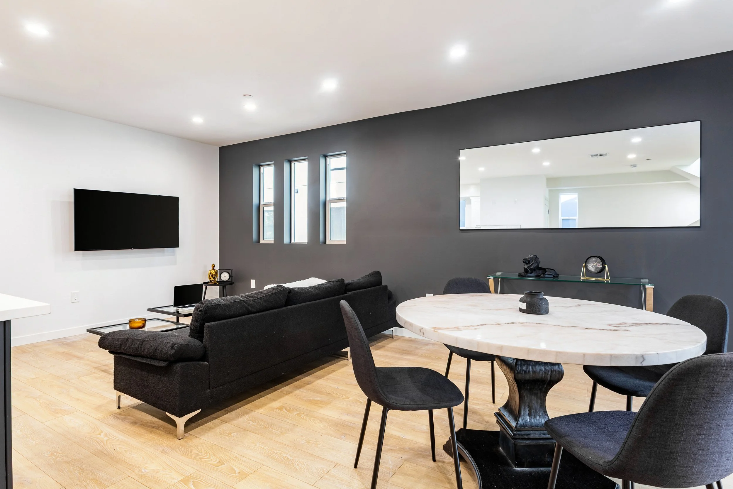 819bcf90-81d0-42cf-a16f-fbd5c03378e5 - 012.jpg