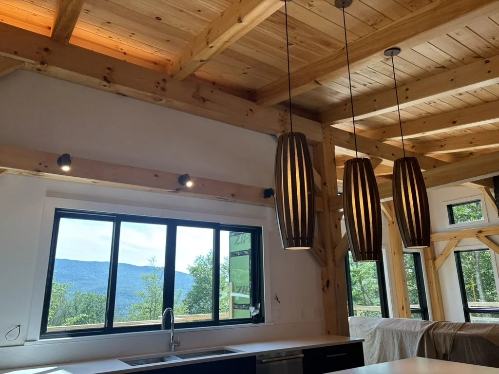 Light fixtures in modern home