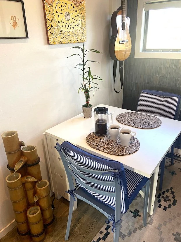 Kitchen-Lounge