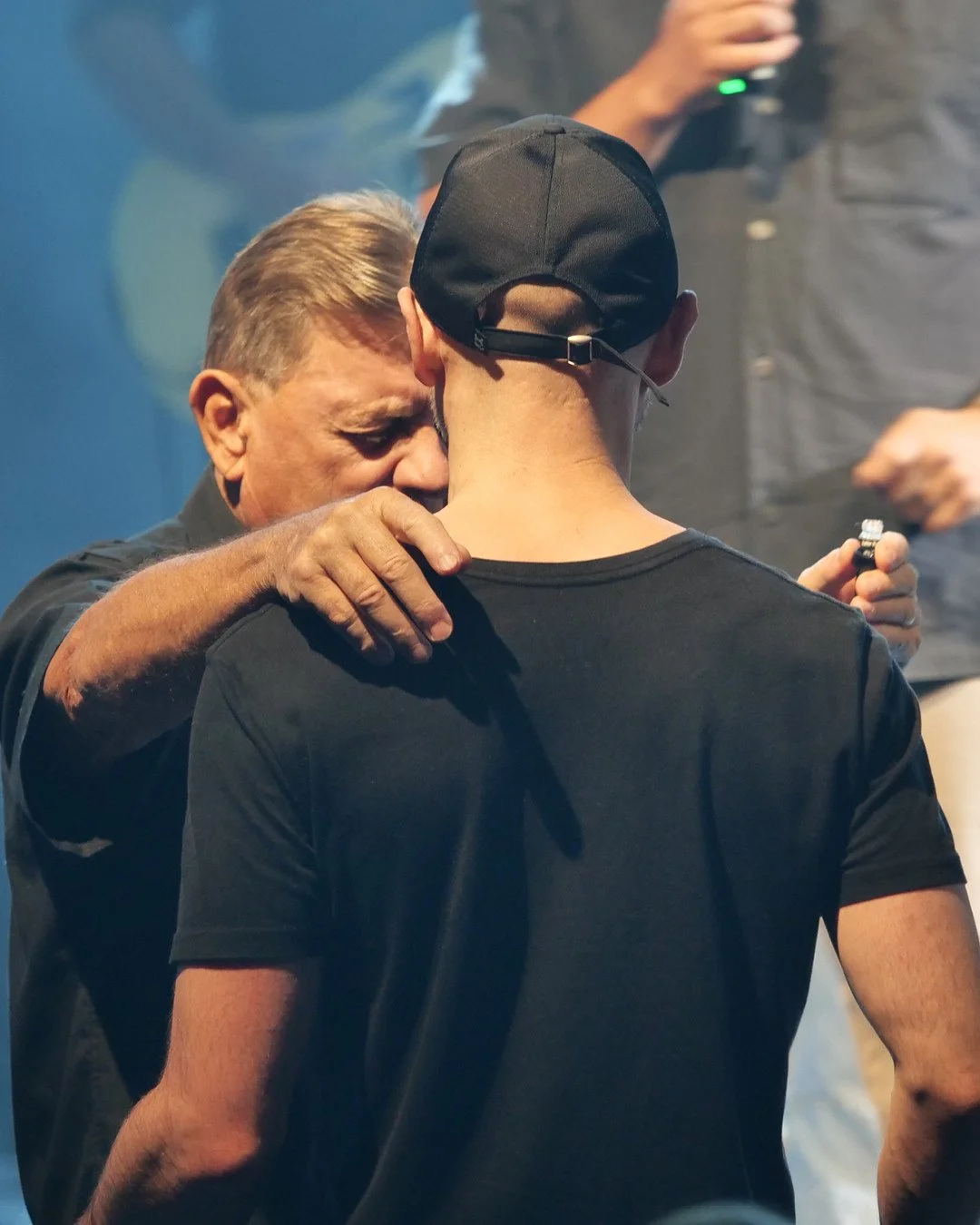 RESOUND... a night of worship, a beautiful encounter with Jesus.