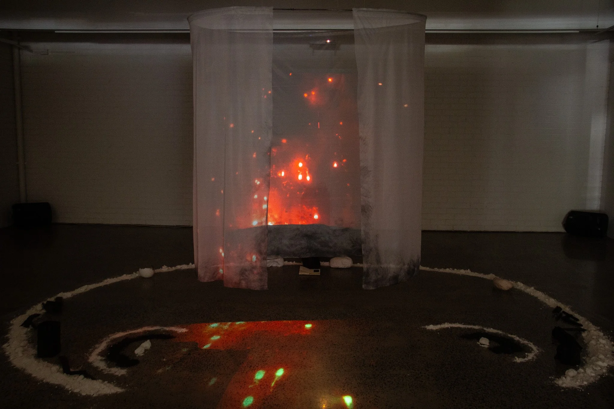 Durchdringend (a force that passes through the body) Installation 2025