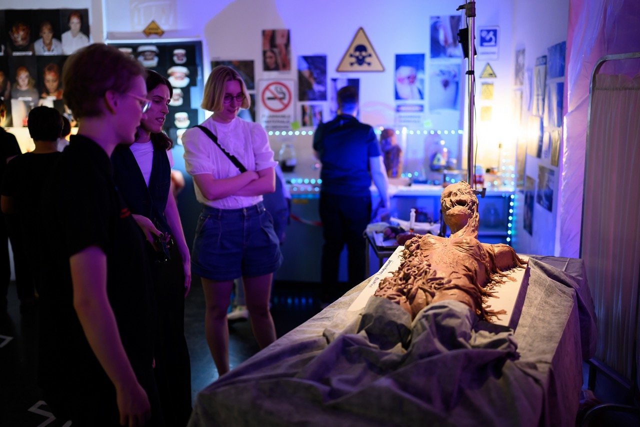 ZZ9_3585_2 Large.jpeg