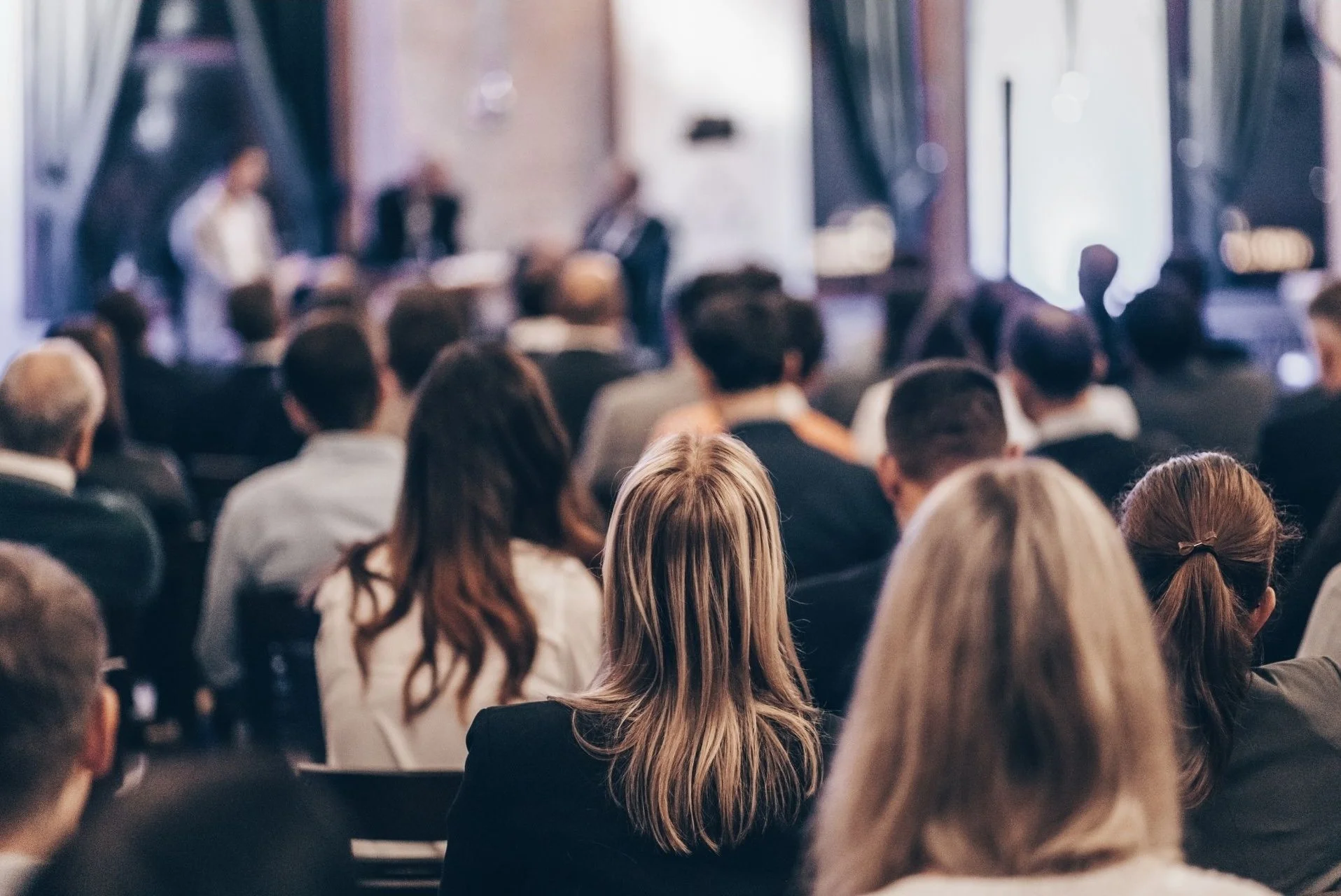 Deep Tech Positioning: How to Build a Narrative for Investors and Customers