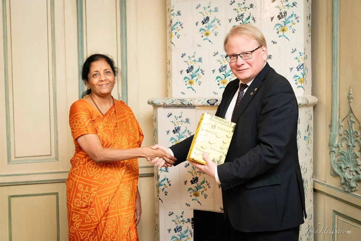 Embassy-of-India-Defence-Minister-Sweden-77.jpg