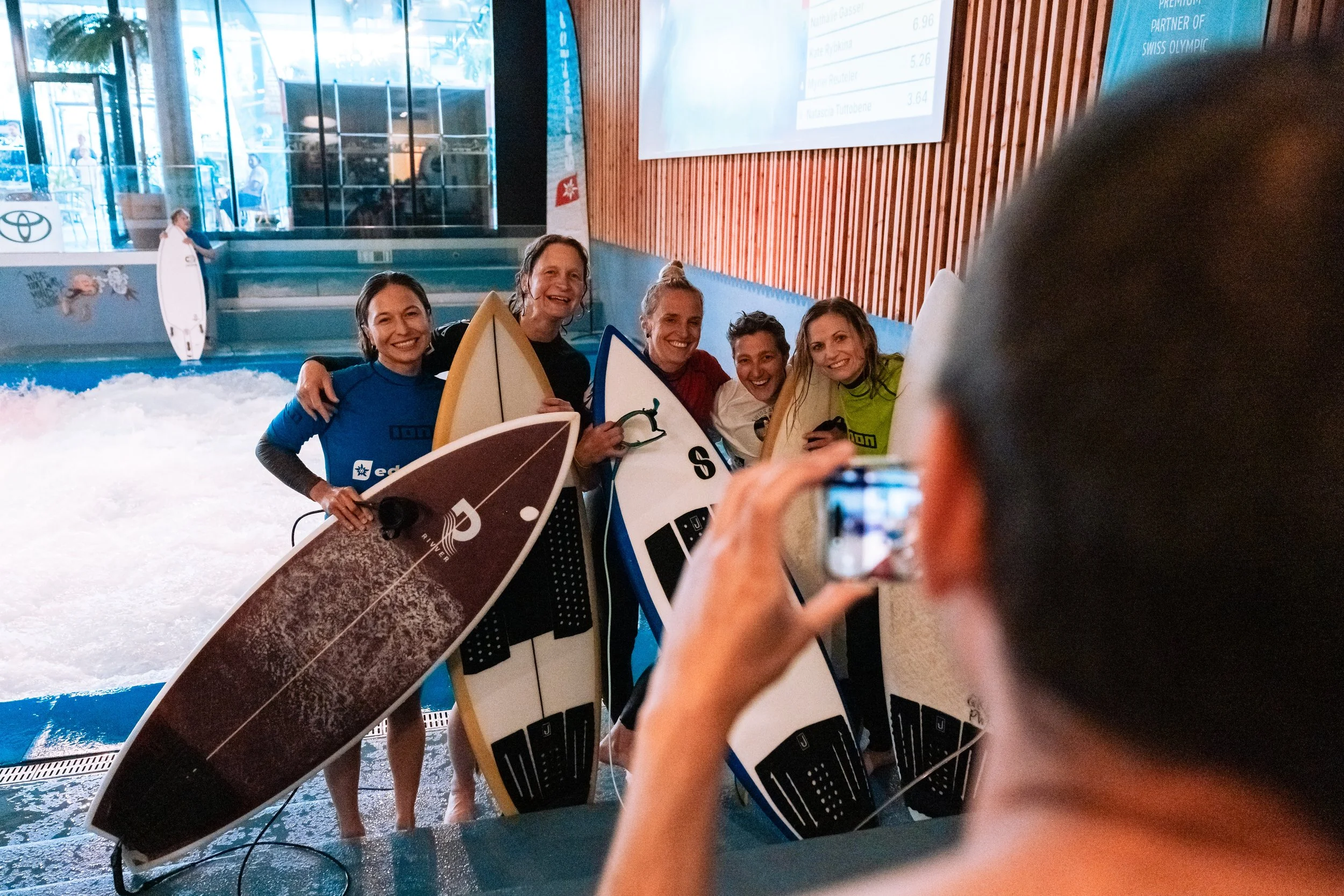 oana-open-2025---edelweiss-surf-tour_54511406404_o (1).jpg