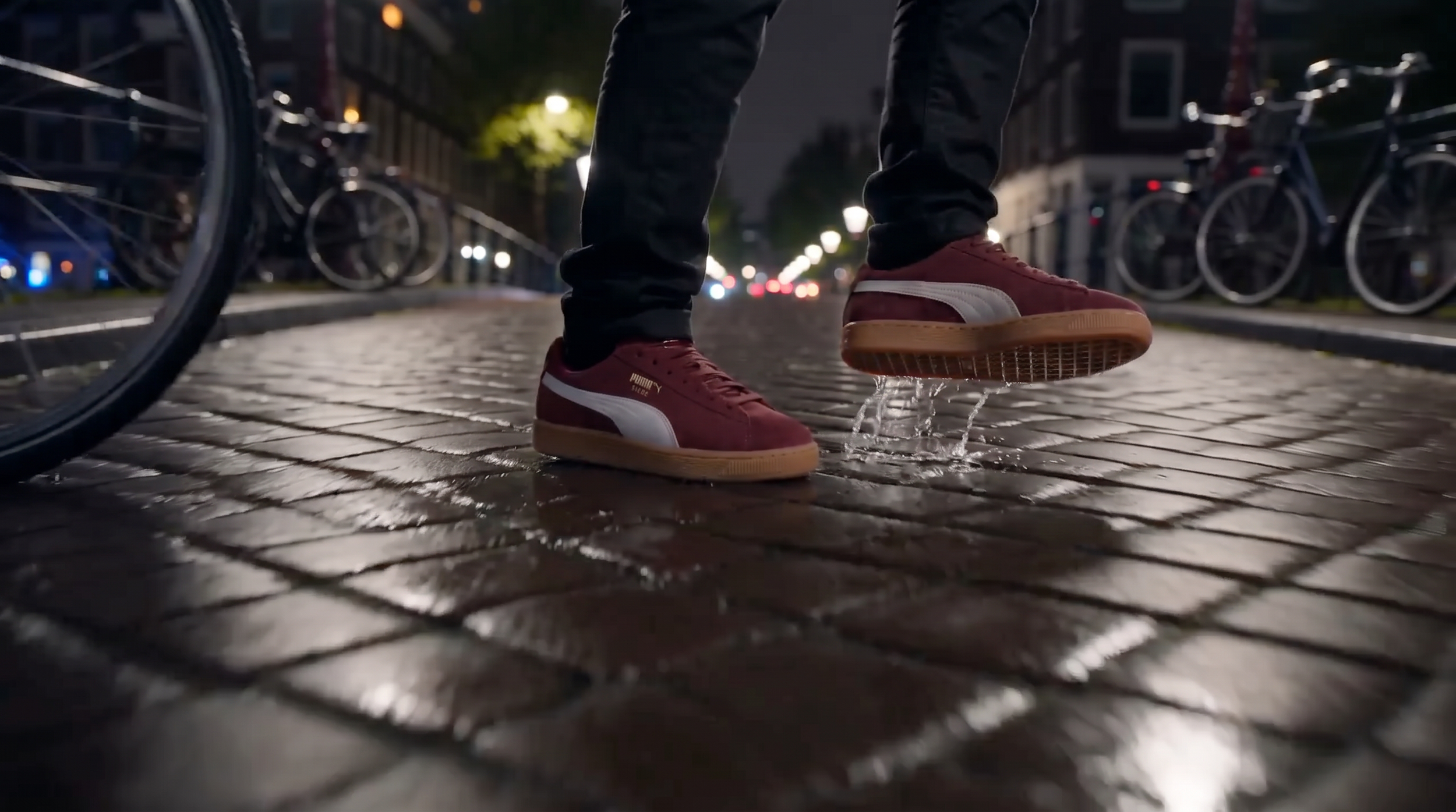 magnific_haz-que-las-puma-suede-co_2959379942.png