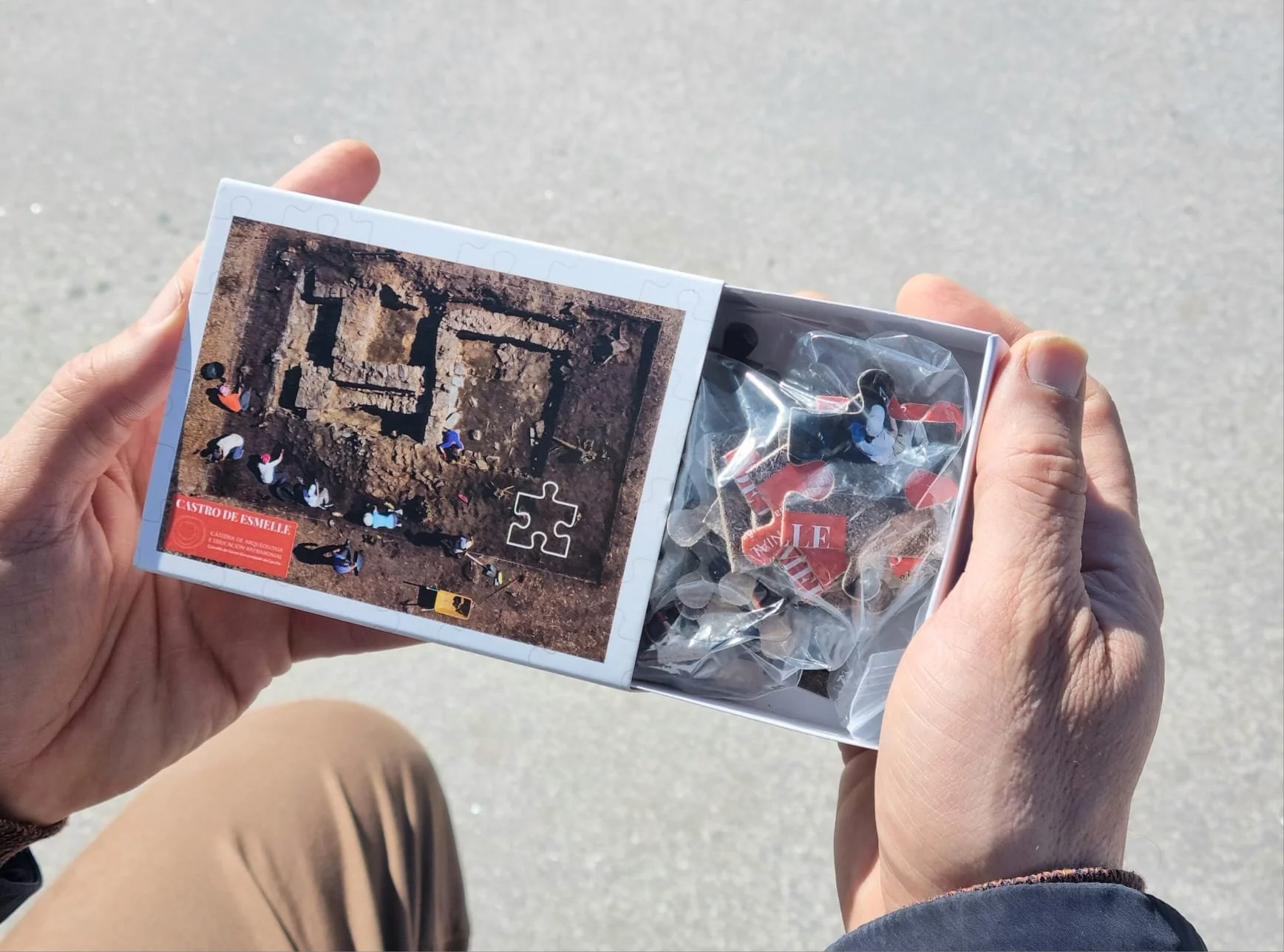 Crebacabezas educativo do castro de Esmelle