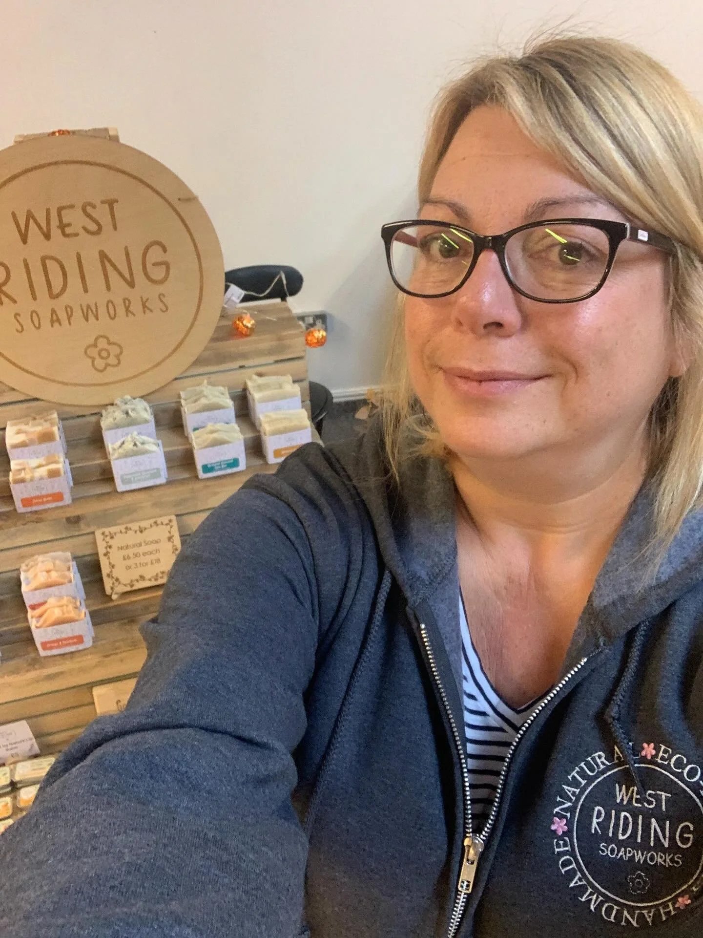 Set up @yarn.studio.spaces with @thecraftyassemble  come down and see the lovely stall. 

#yorkshire #westyorkshire #shipley #bradford #soapmakeruk #handmademarketuk #artisanmarketuk #madeinyorkshirecreatedinyorkshire