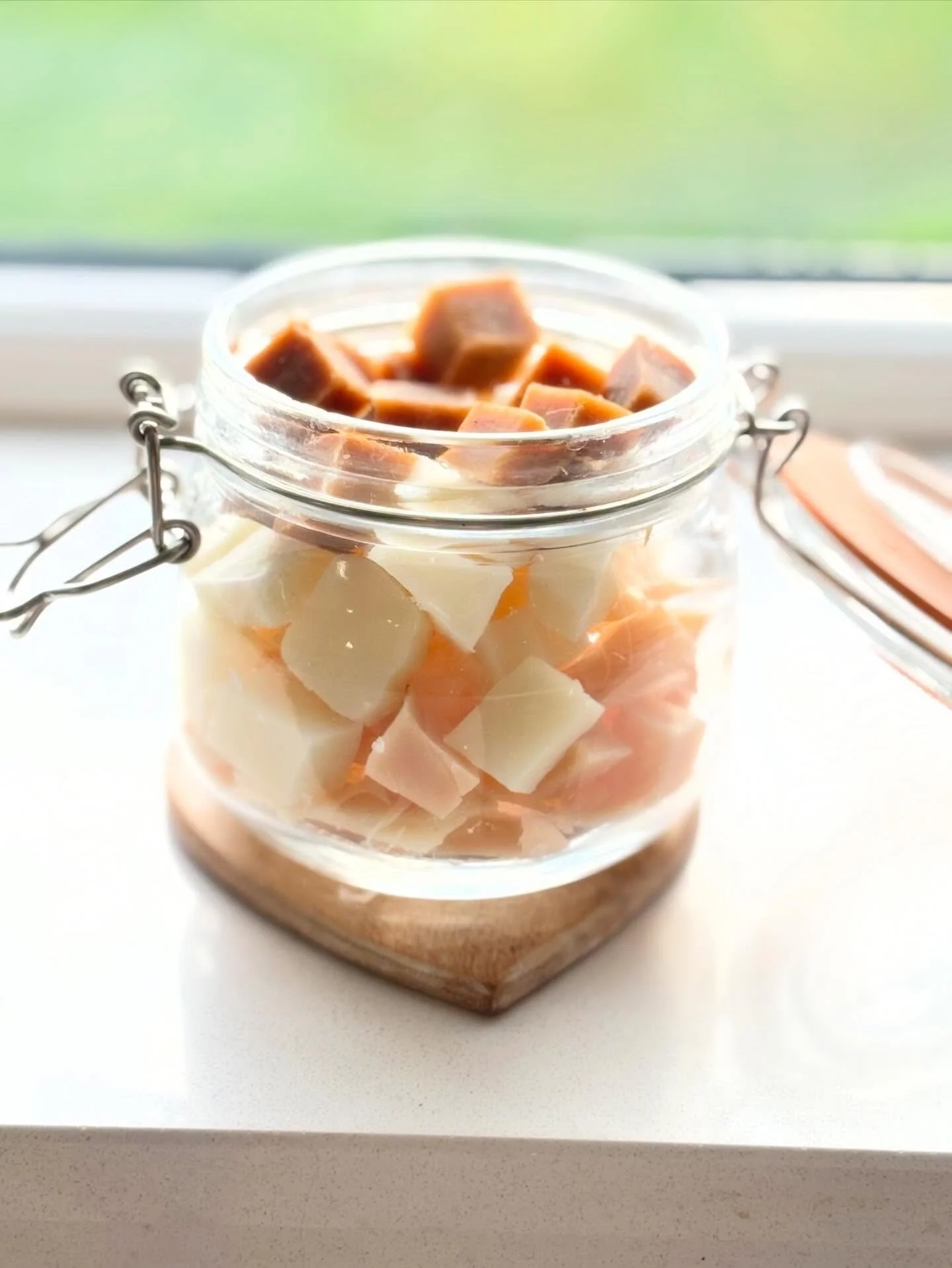 Some of our soap chopped into cubes next to the kitchen sink ensures your hands stay beautifully conditioned throughout the day. 

Here&rsquo;s our little pot of loveliness 🥰

#mirfield #westyorkshirebusiness #handmadesoapuk #madeinyorkshire #create