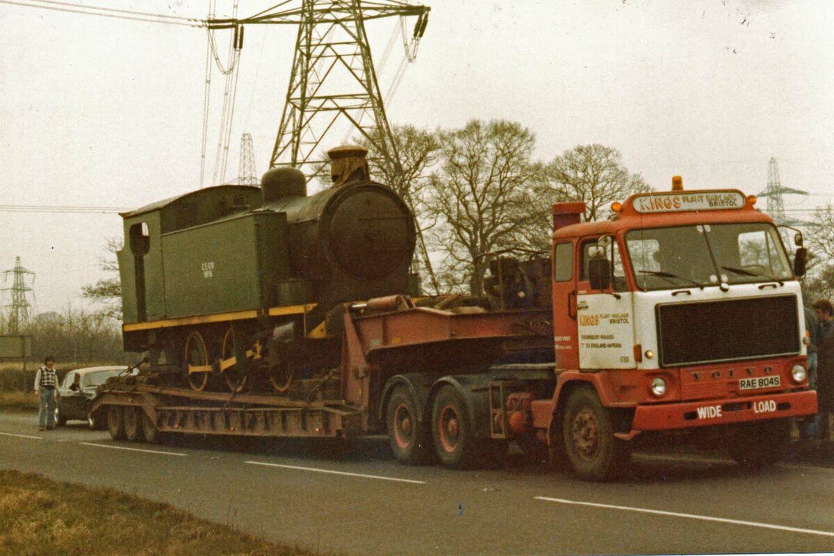 7151 on its way to Bitton in 1981. © A Wray