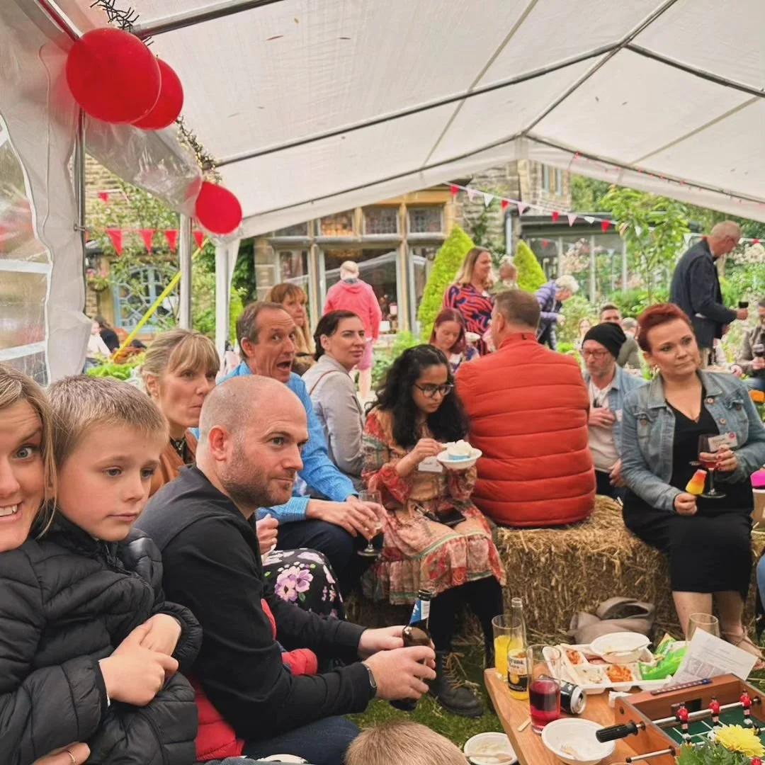 Team @springtuitionhb enjoying summer and supporting our wonderful friend-of-Spring @teachertoolkit at his latest book launch.

Jenni and Georgie unleashed their host with the most skills and Nat, as ever, was the greatest wingwoman. A lovely way to 
