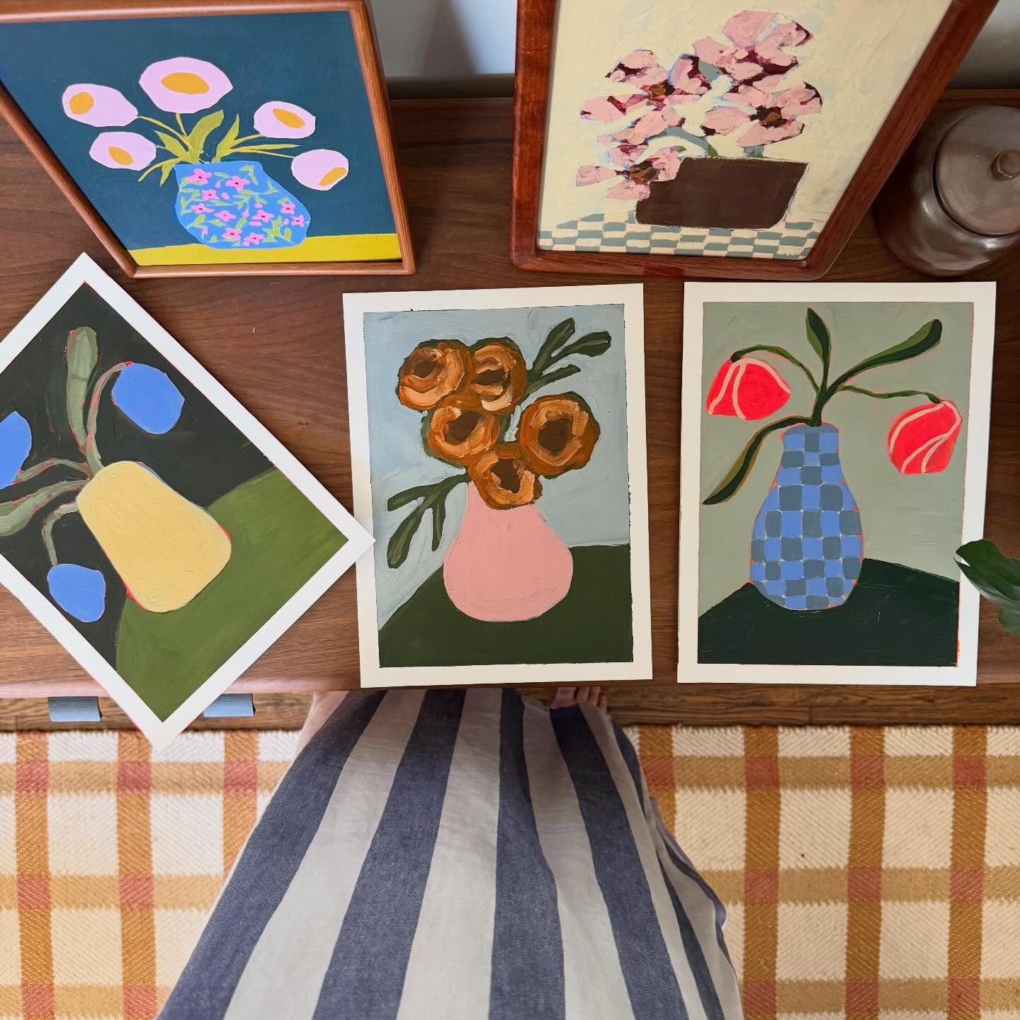 Surrounding myself with flowers &amp; color 🌈💐 I&rsquo;ll be having a spring clean out sale in the coming weeks. Stay tuned.