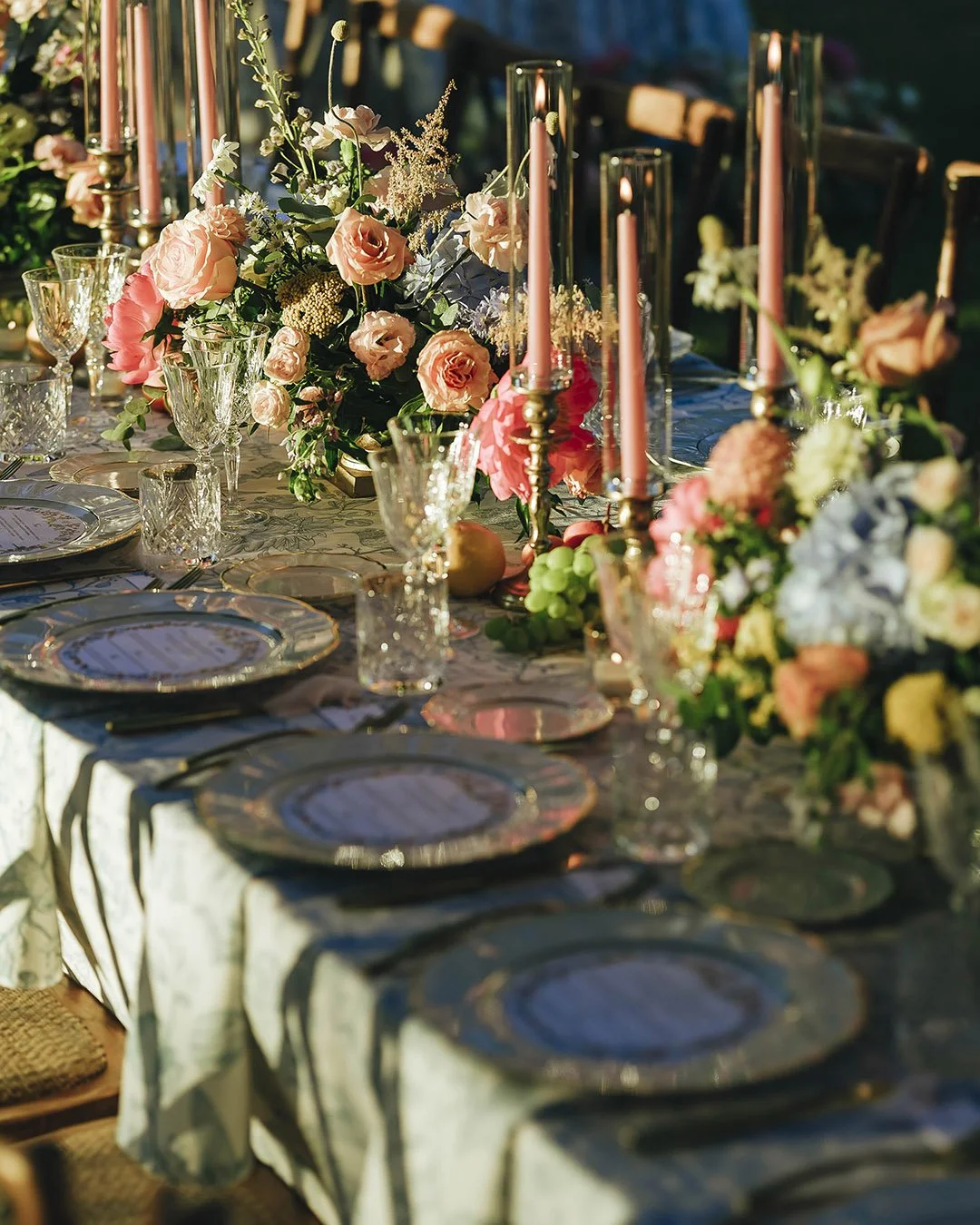 Details of the wedding table decor at sunset