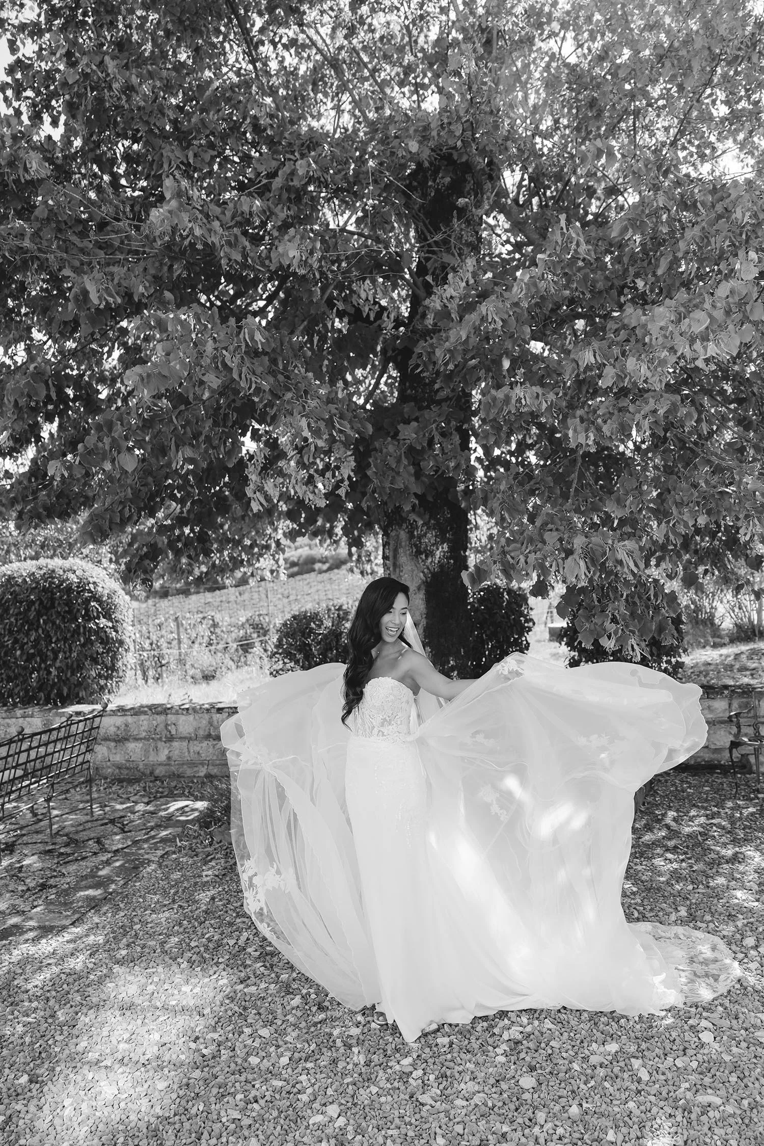 Le Filigare destination wedding in Chianti Tuscany 37.jpg