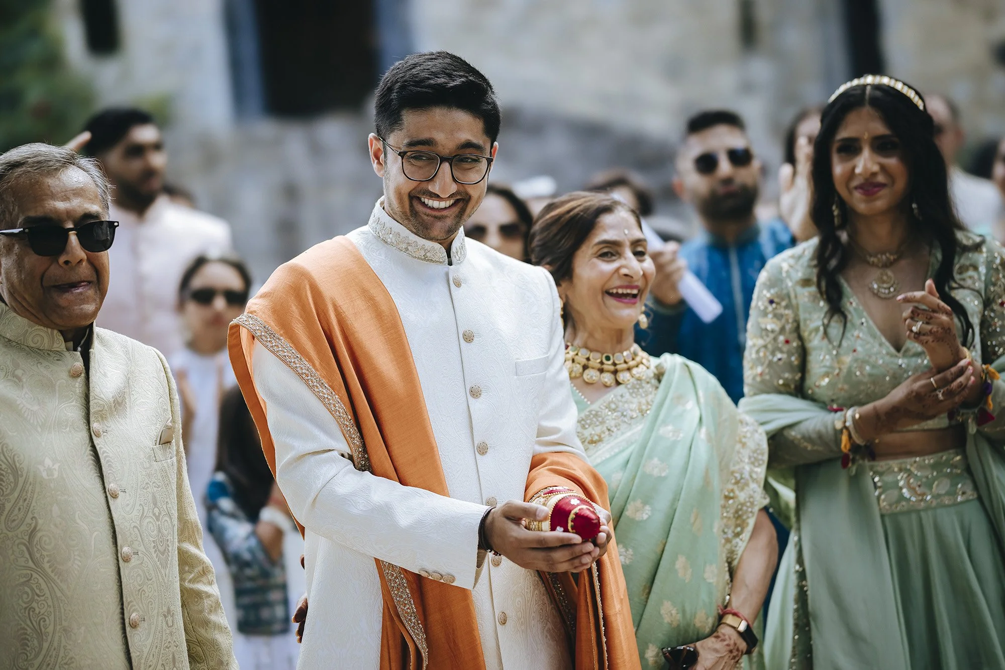 Keval & Dhara 1022.jpg
