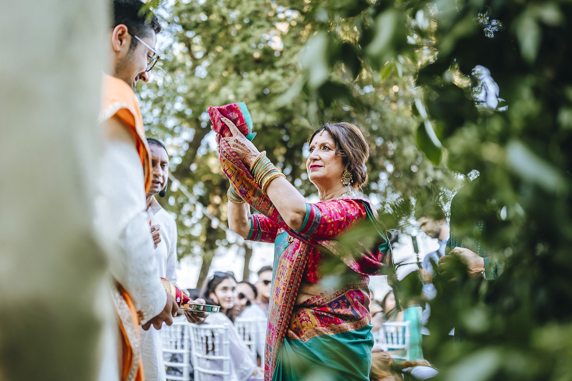 Keval & Dhara 1200.jpg