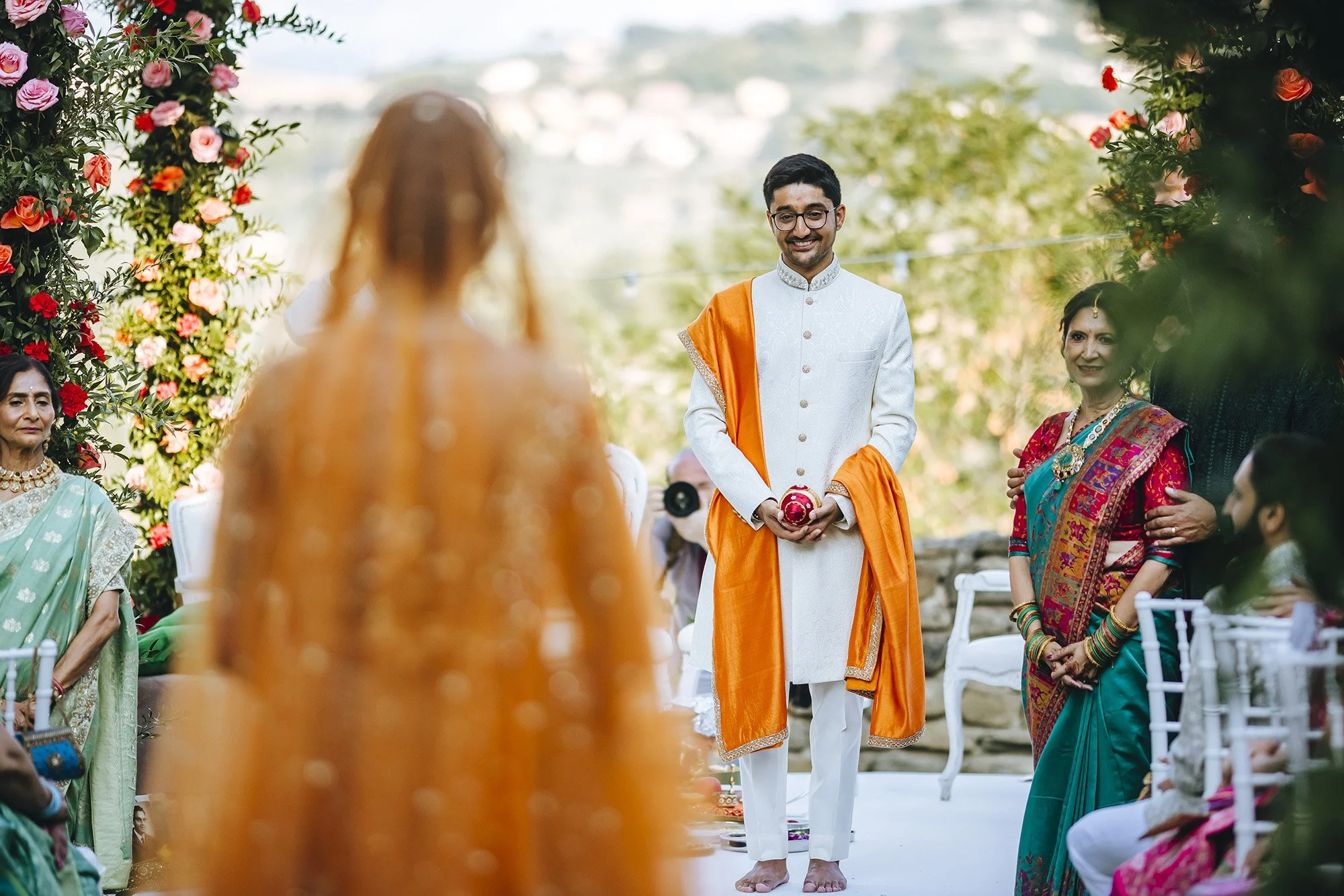 Keval & Dhara 1284.jpg