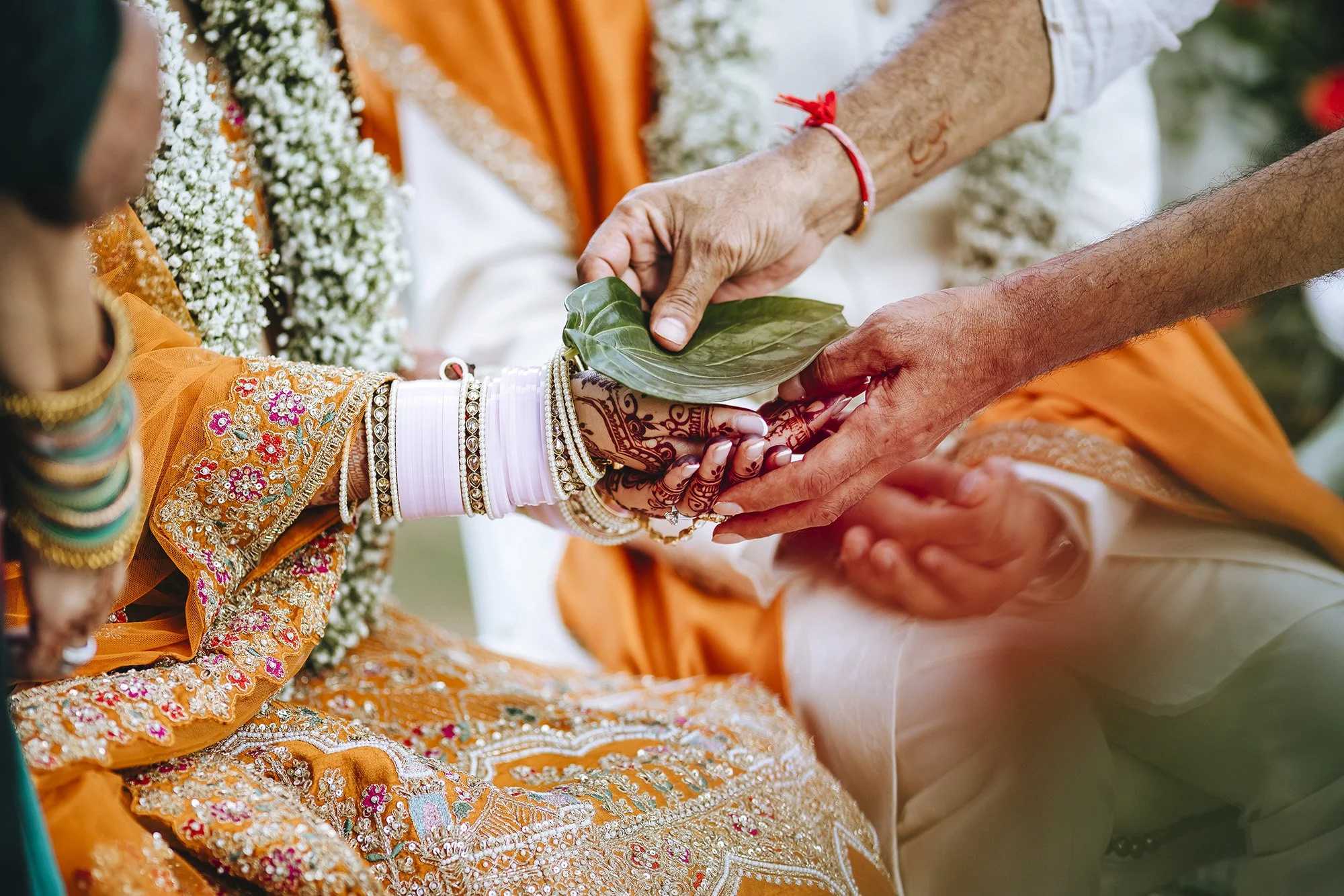 Keval & Dhara 1421.jpg