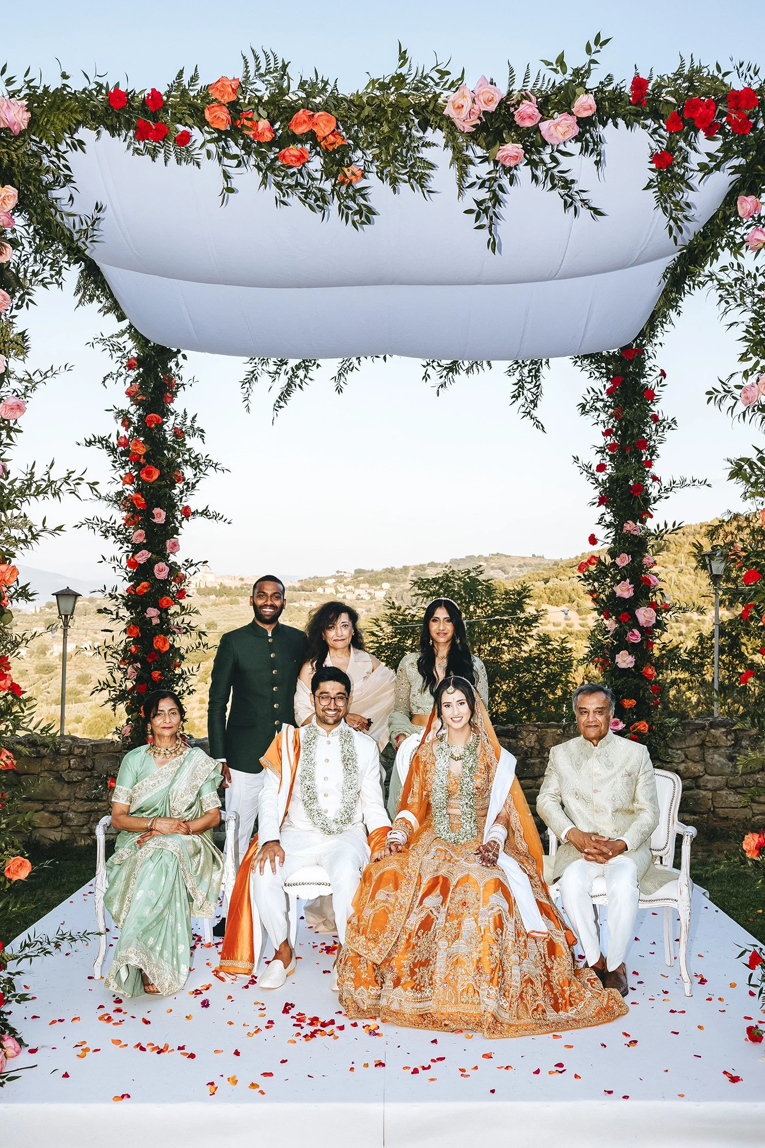 Keval & Dhara 1834.jpg