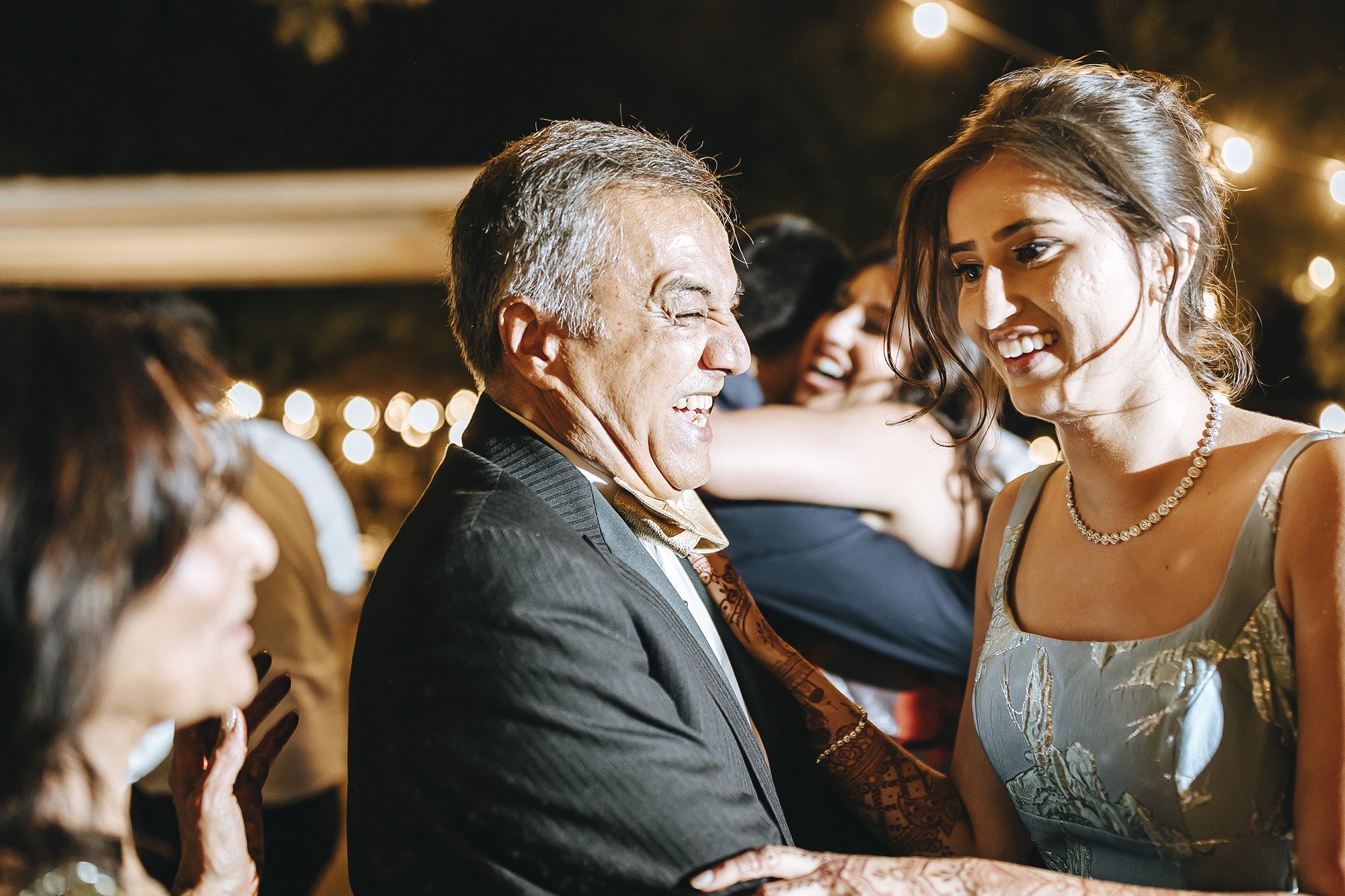 Keval & Dhara 2854.jpg
