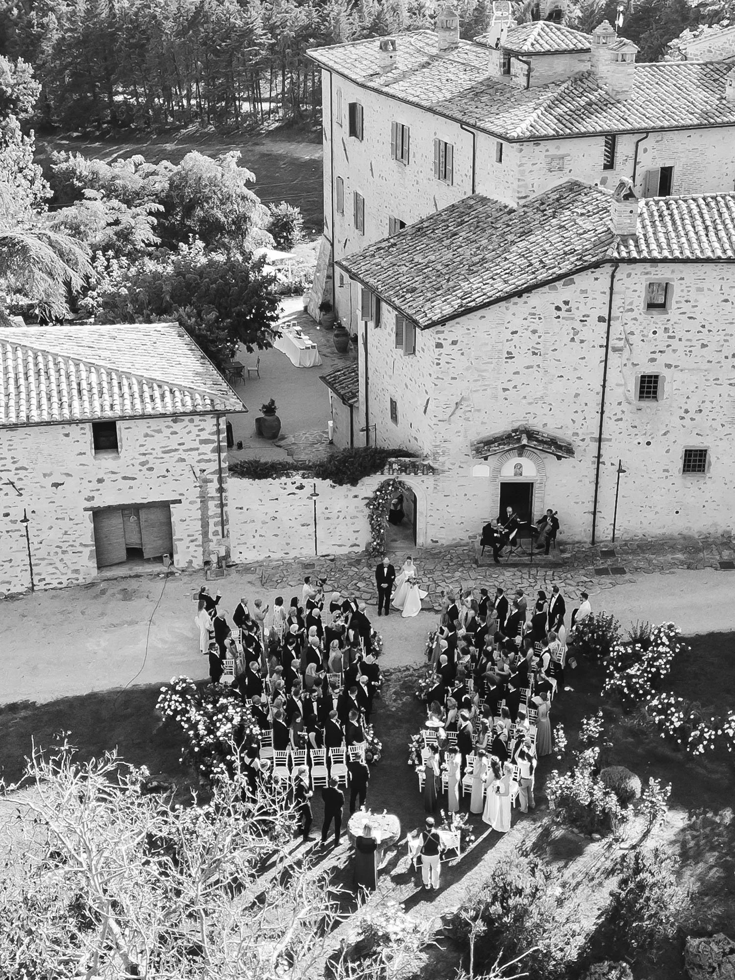 Wedding Borgo Colognola Umbria 00048.jpg