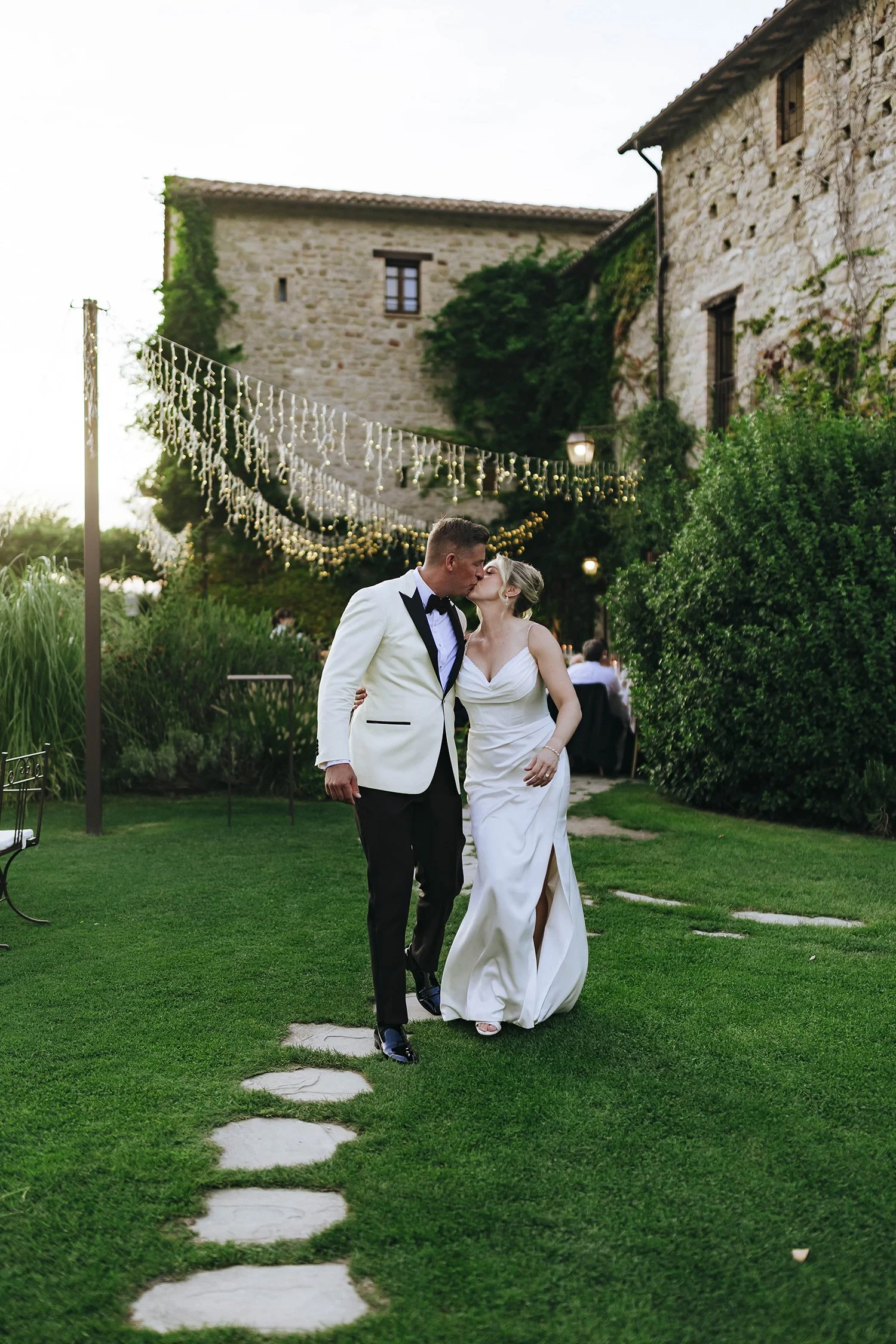 Wedding Castello di Petrata 00134.jpg