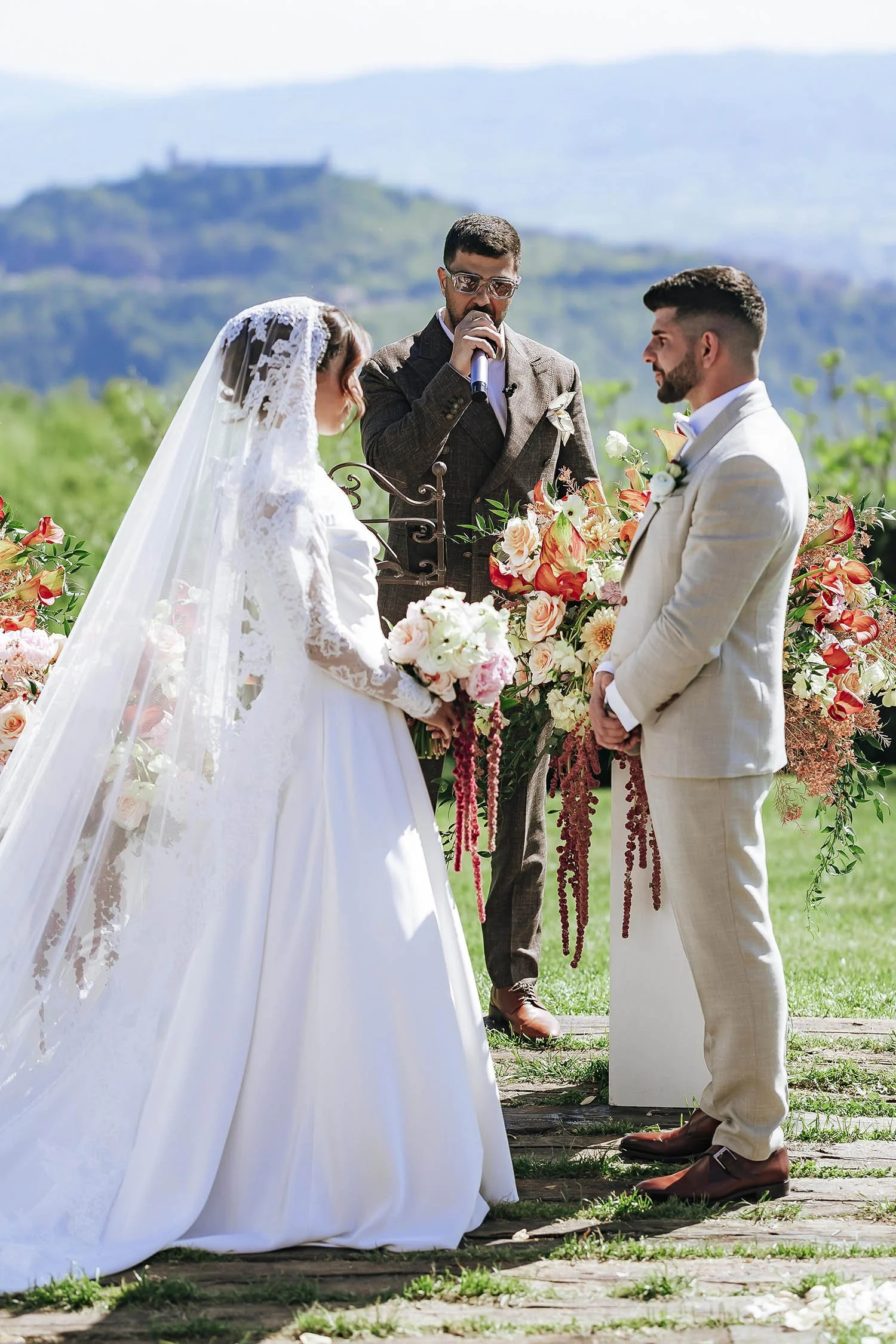 Iraqi destination wedding at Castello di Petrata in Umbria 00052.jpg