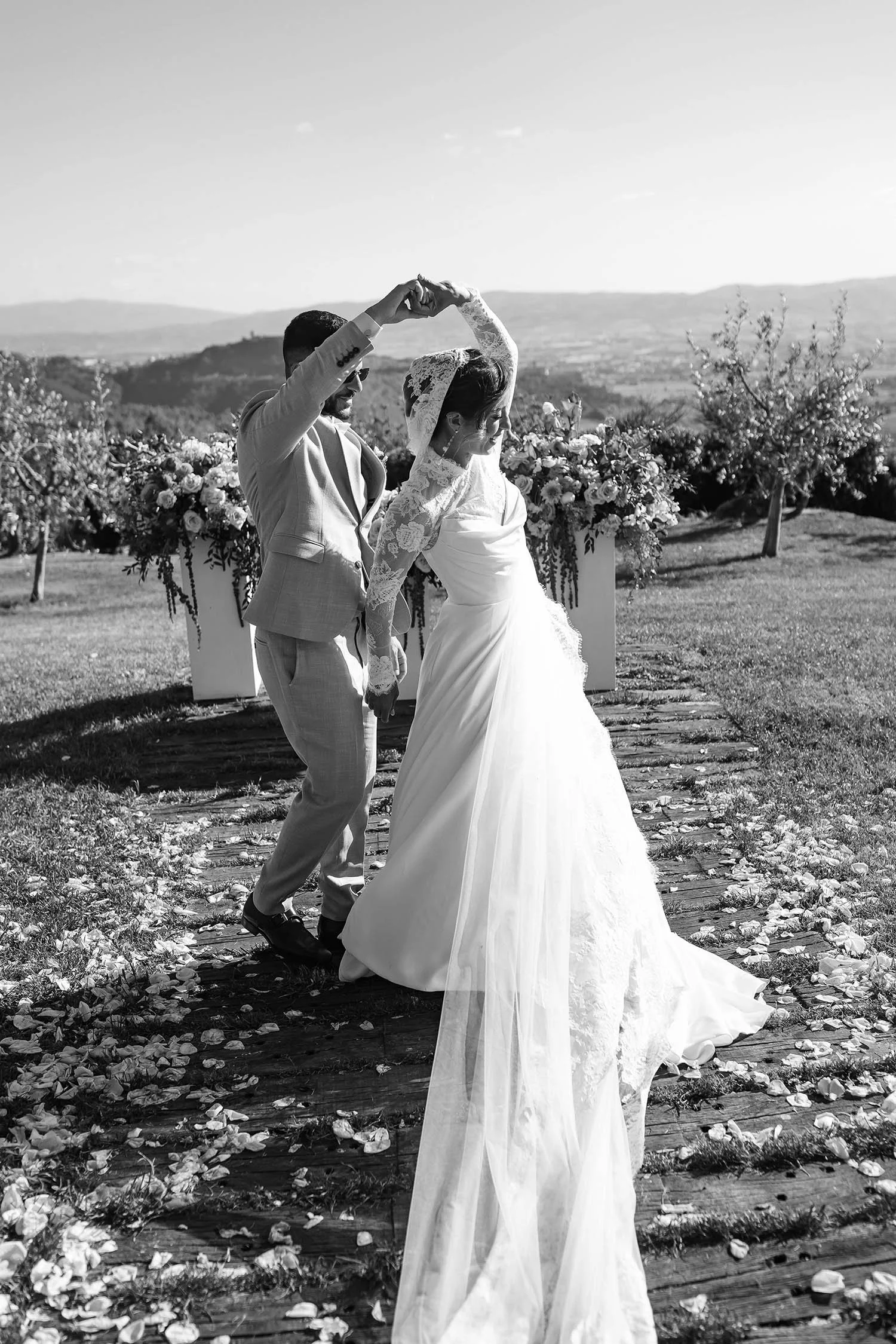 Iraqi destination wedding at Castello di Petrata in Umbria 00095.jpg