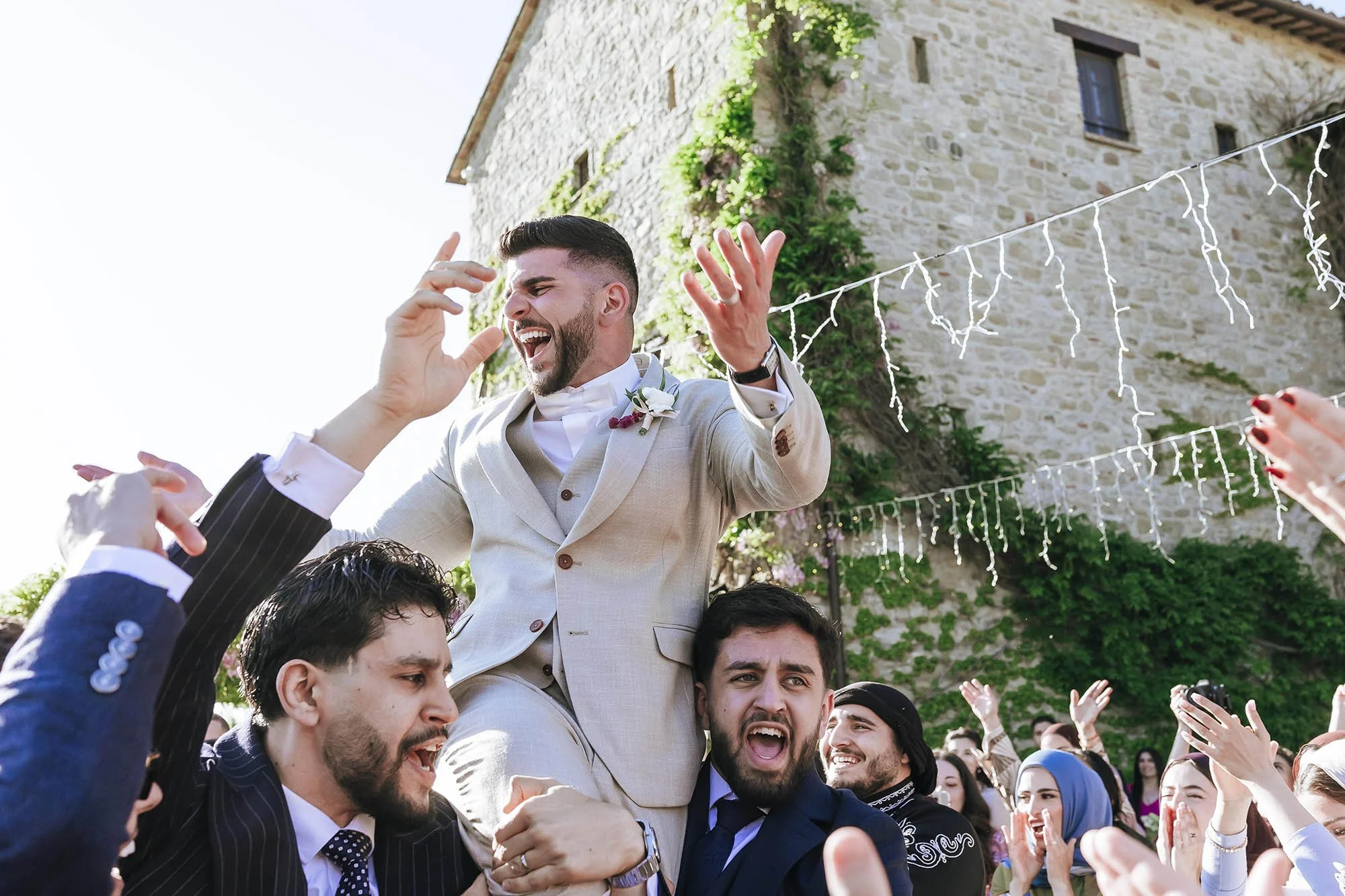 Iraqi destination wedding at Castello di Petrata in Umbria 00118.jpg