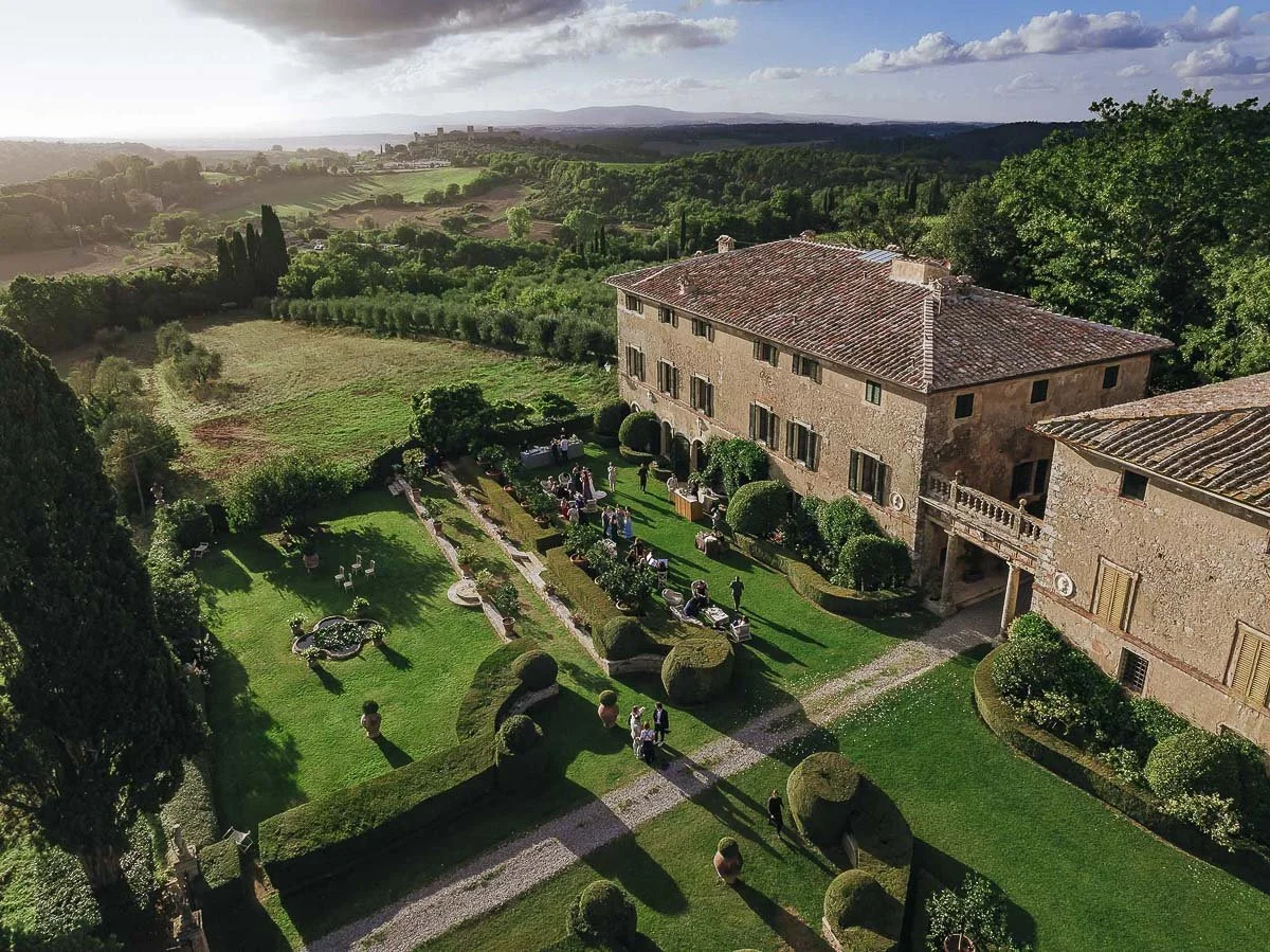 destination-wedding-tuscany-borgo-stomennano