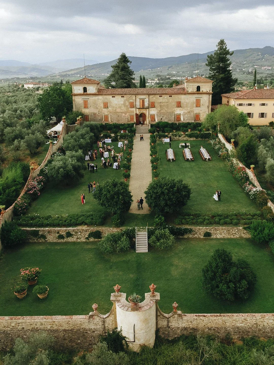 destination-wedding-tuscany-siena-florence-villa-medicea-lilliano